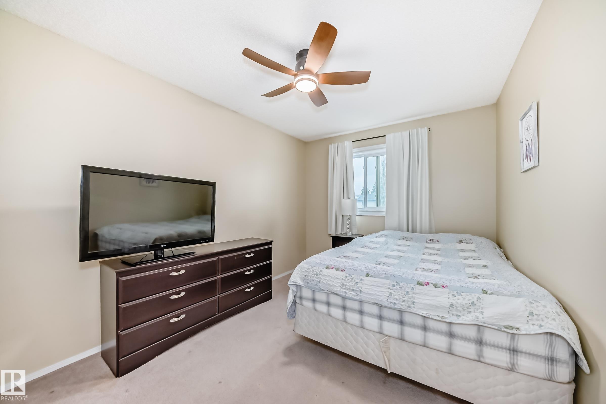 Photo 18 at 11831 9 Avenue NW, Twin Brooks, Edmonton