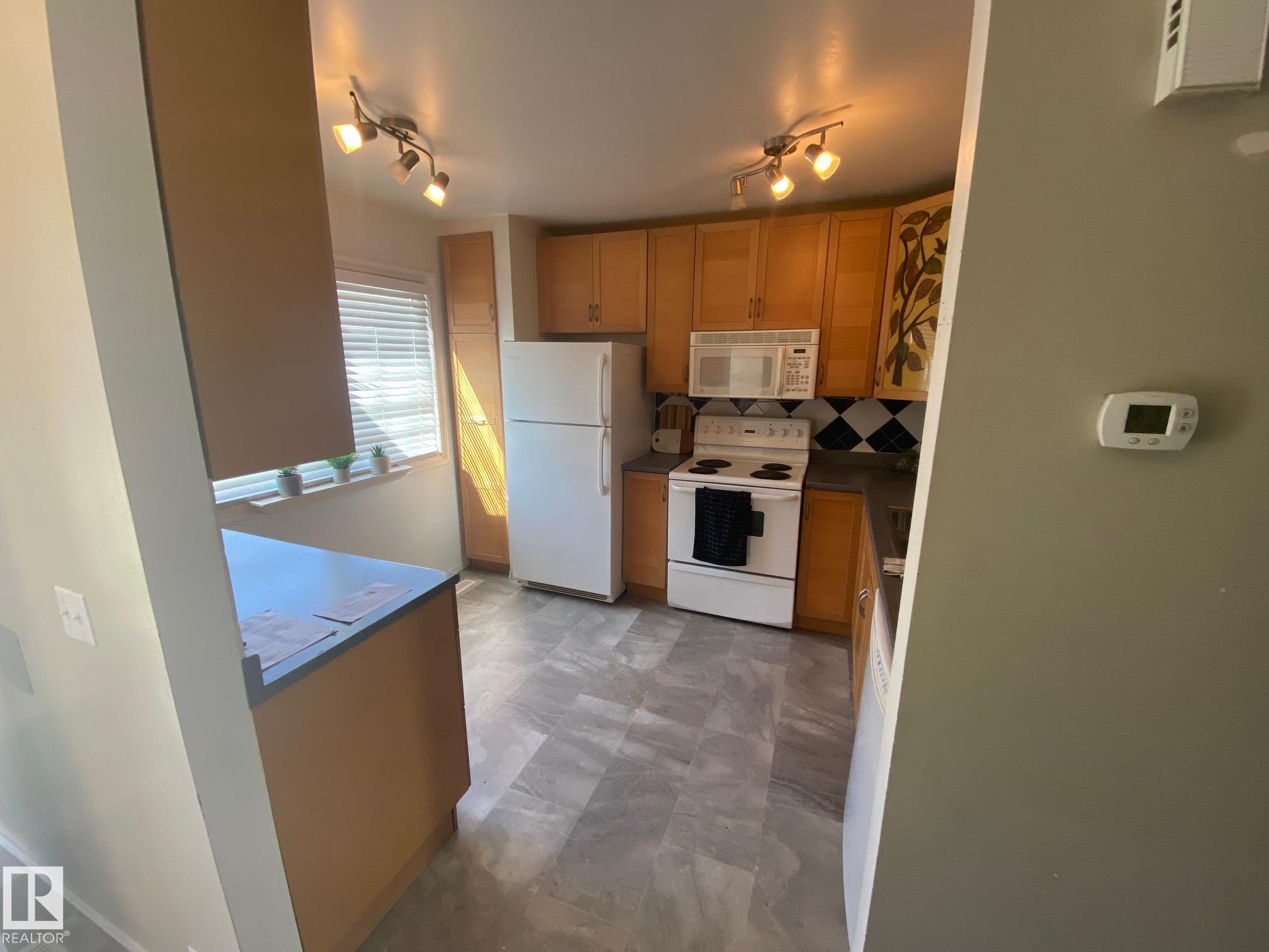 Photo 8 at #63 2030 Brentwood Boulevard, Broadmoor, Sherwood Park