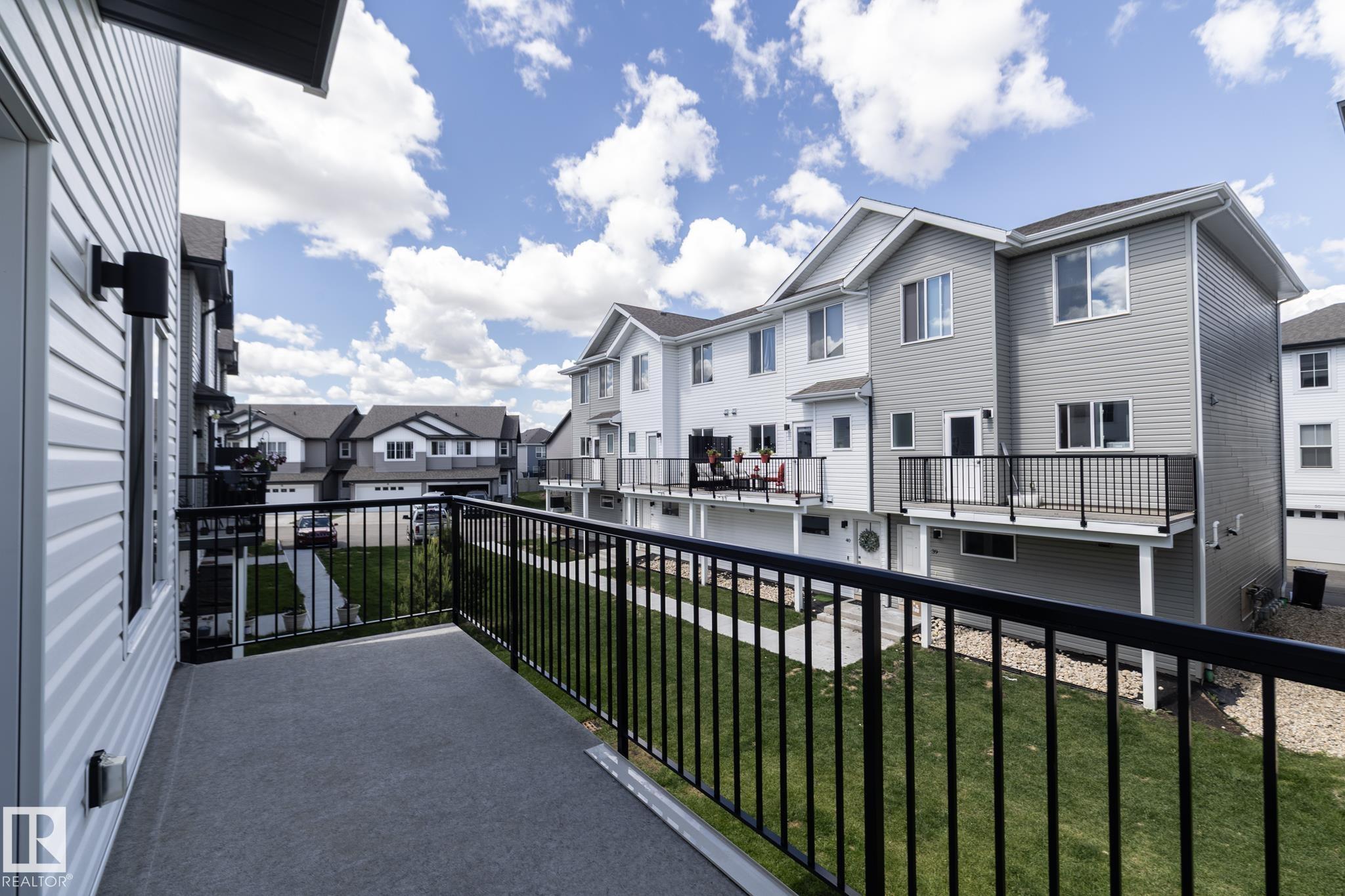 https://zimg.paragon.ice.com/ParagonImages/Property/PM/RAE/225405614/55/0/0/7275a3e561ca6d0b1ceb58986fd01ae2/1/c08774c3d0f49eceb3d0daae885e62e2/225405614-cd896b2c-b185-491a-85e2-c6360ebe342f.JPG