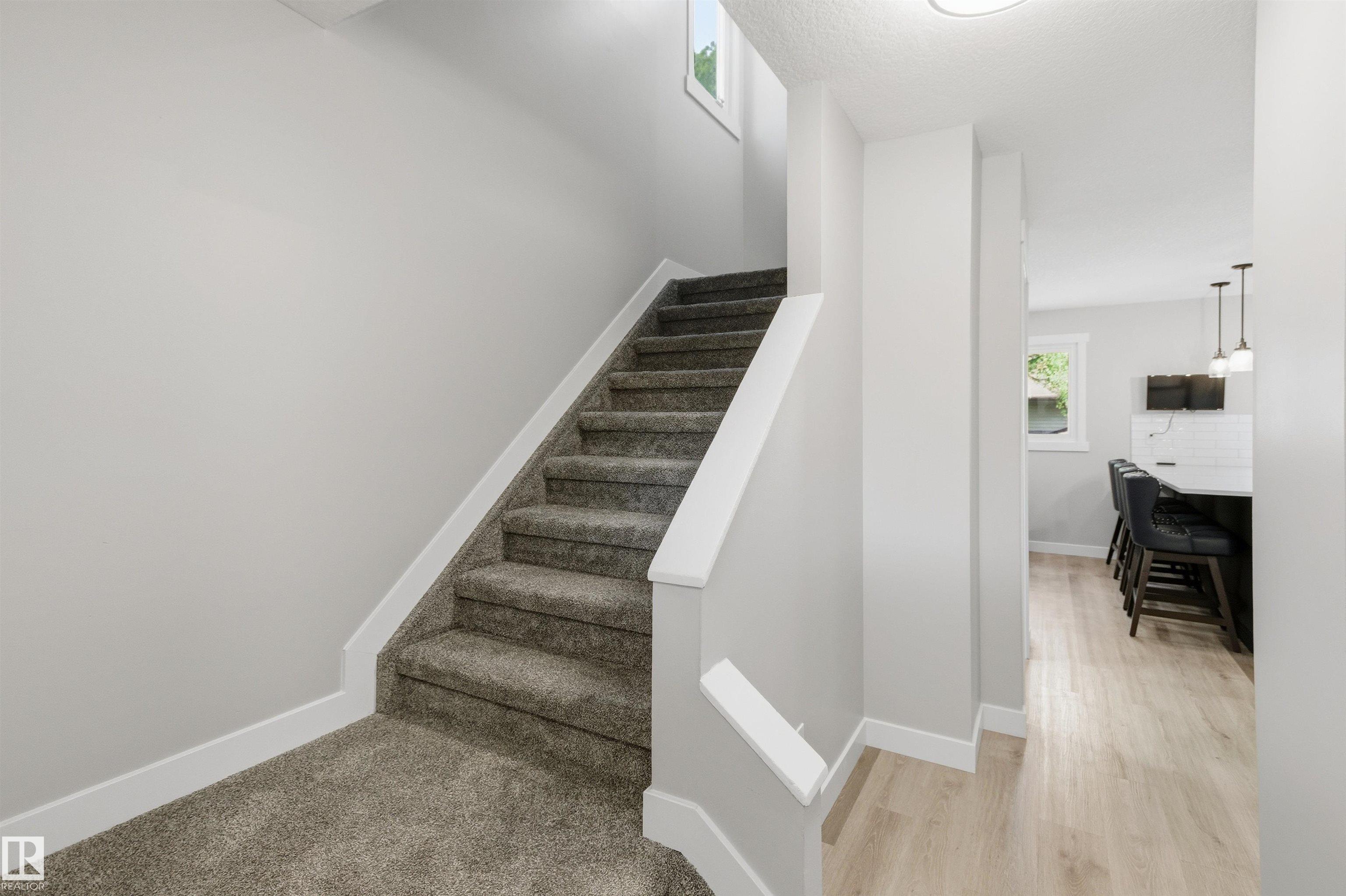 Photo 10 at 3 Woodbine Court, Woodbridge Farms, Sherwood Park