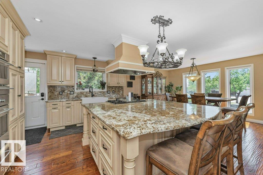 Photo 13 at 149 Greenoch Crescent NW, Greenview, Edmonton