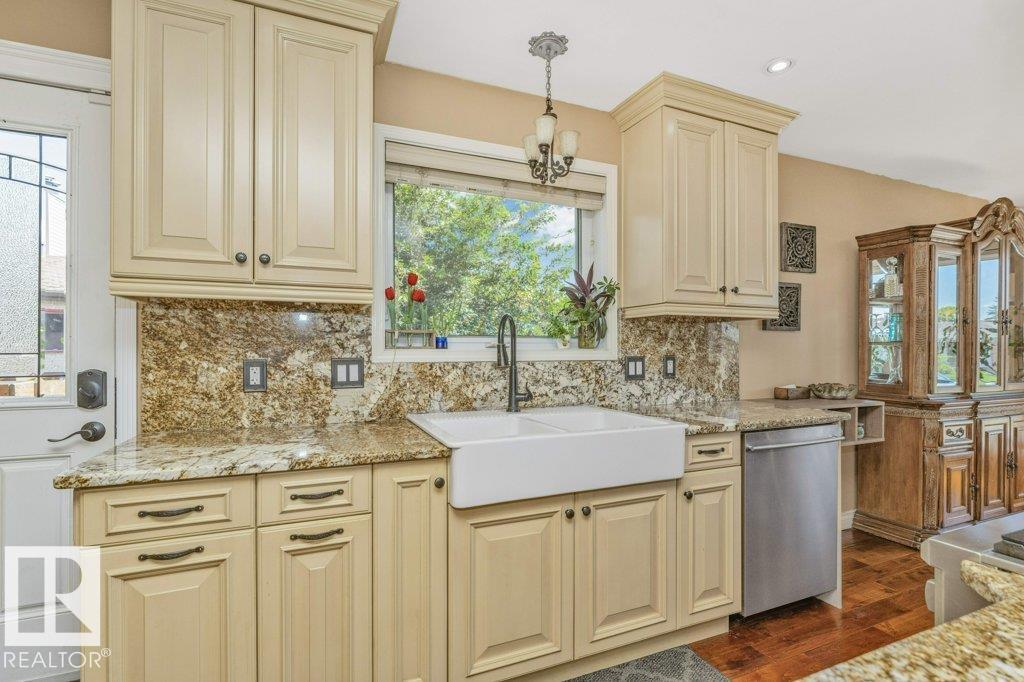 Photo 14 at 149 Greenoch Crescent NW, Greenview, Edmonton