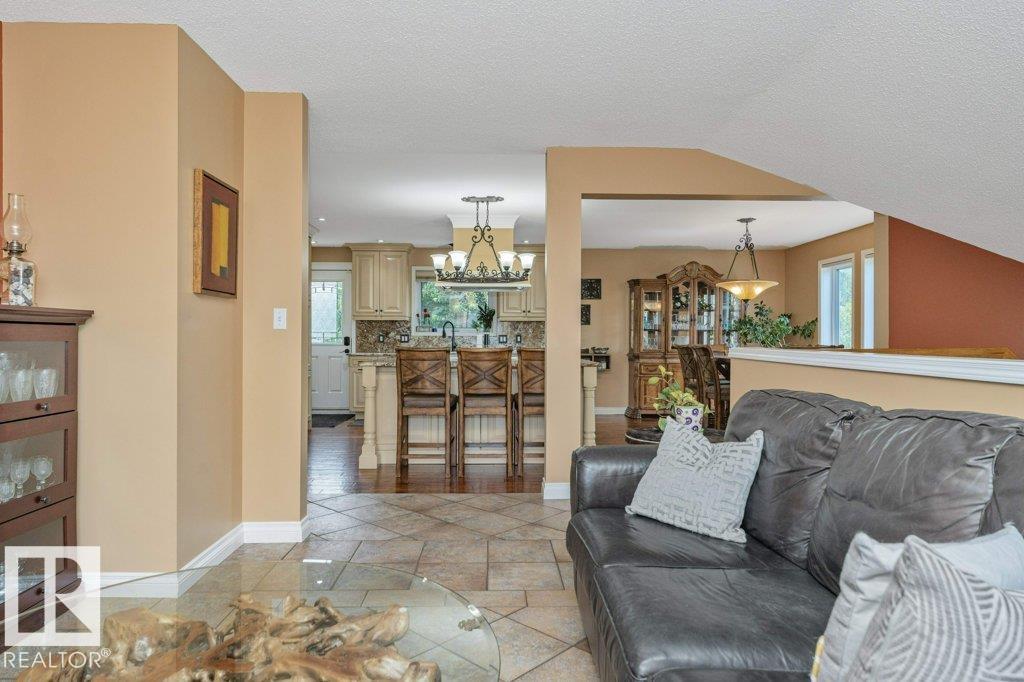 149 Greenoch Crescent NW, Greenview, Edmonton