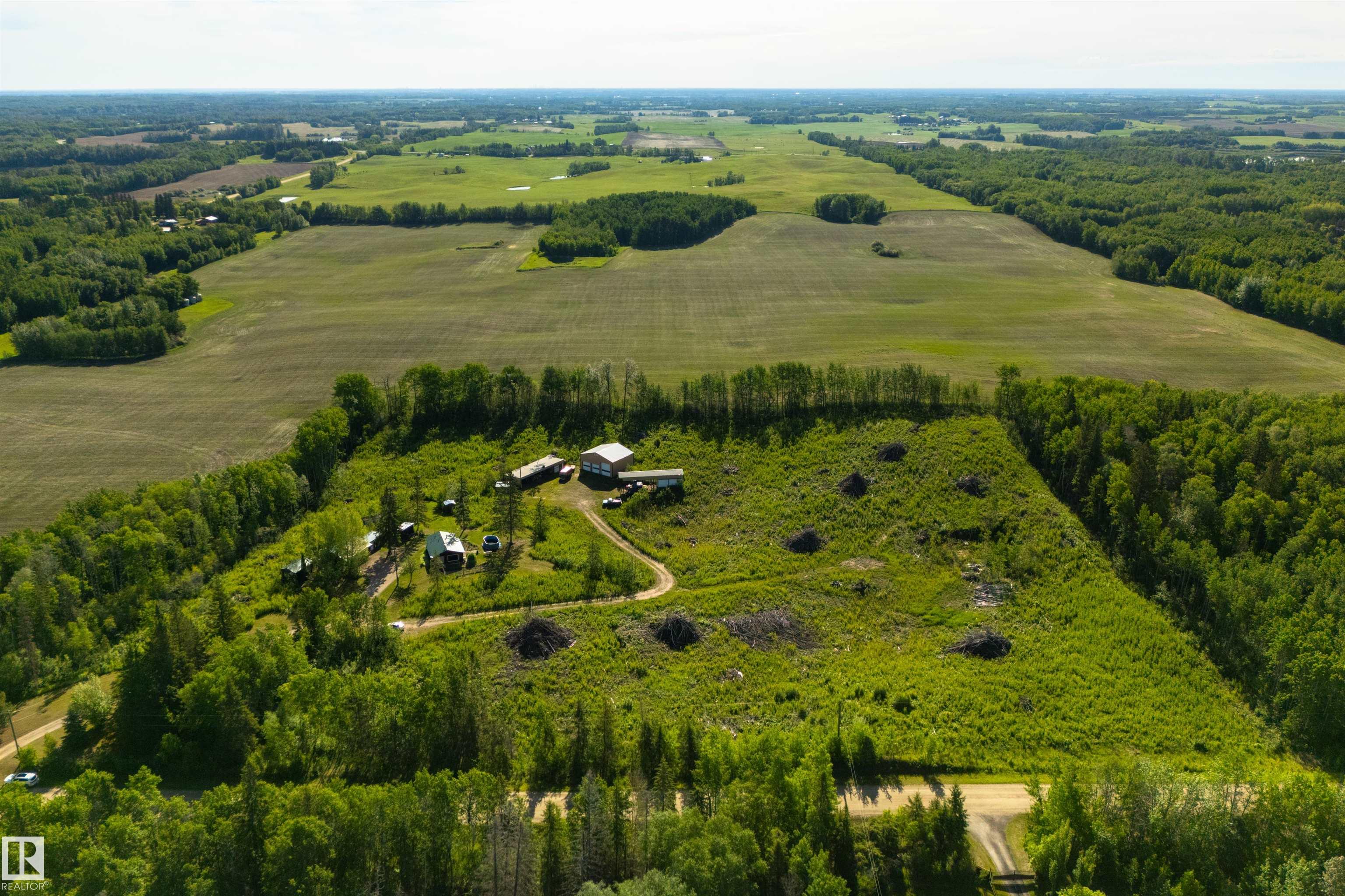 Photo 38 at 52309 Rge Road 22, None, Rural Parkland County