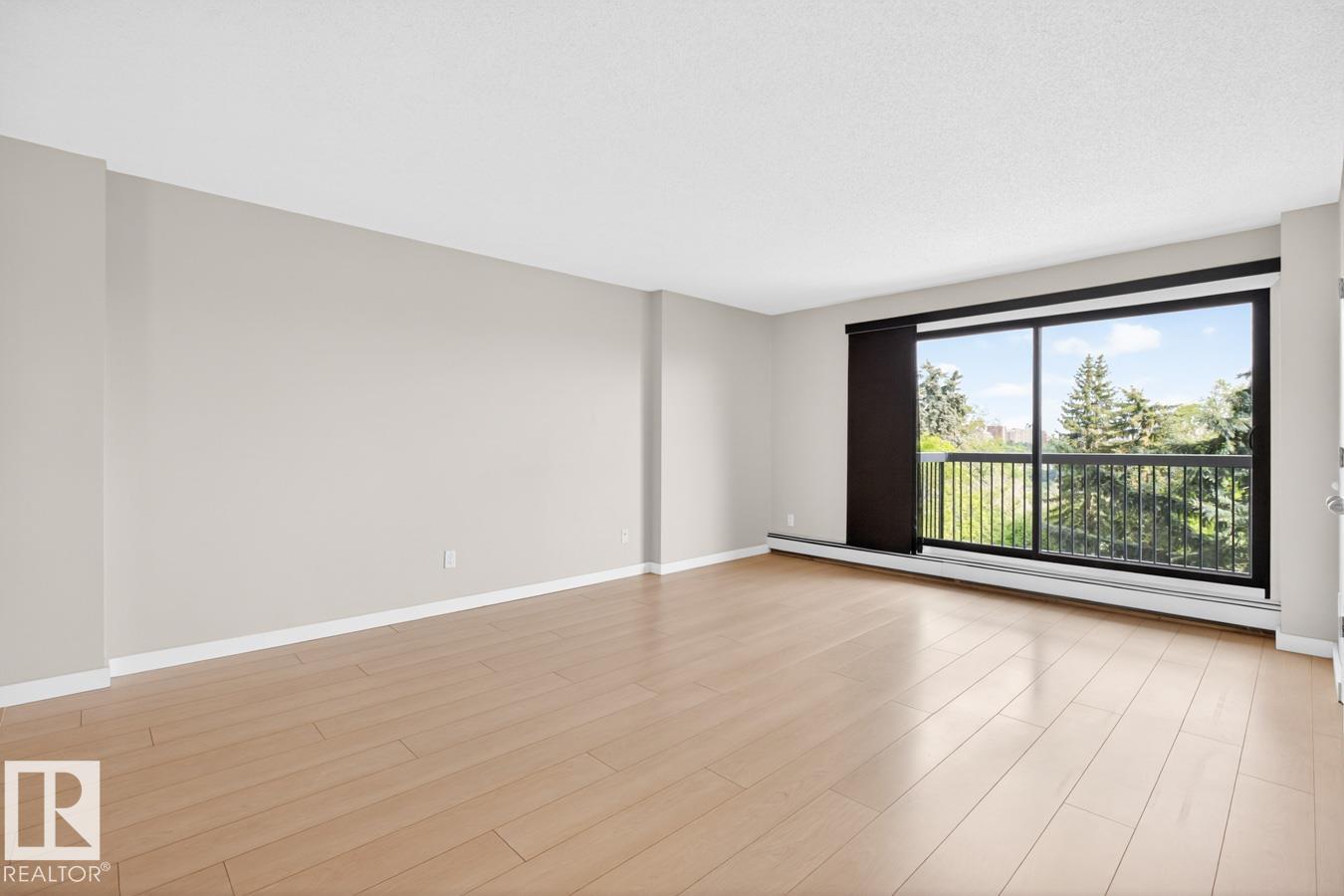 Photo 13 at 405 - 10545 Saskatchewan Drive NW, Strathcona, Edmonton