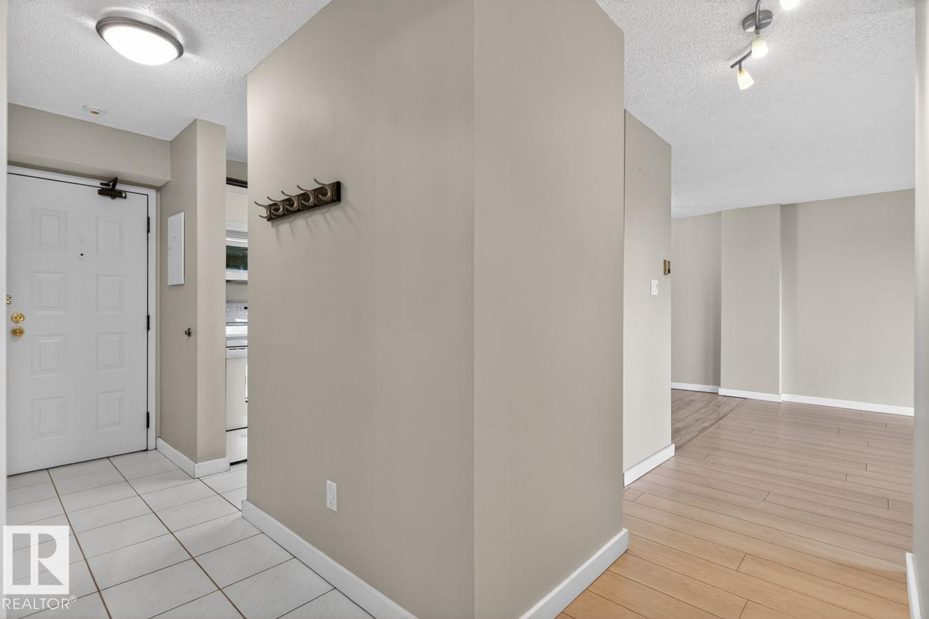 Photo 16 at 405 - 10545 Saskatchewan Drive NW, Strathcona, Edmonton