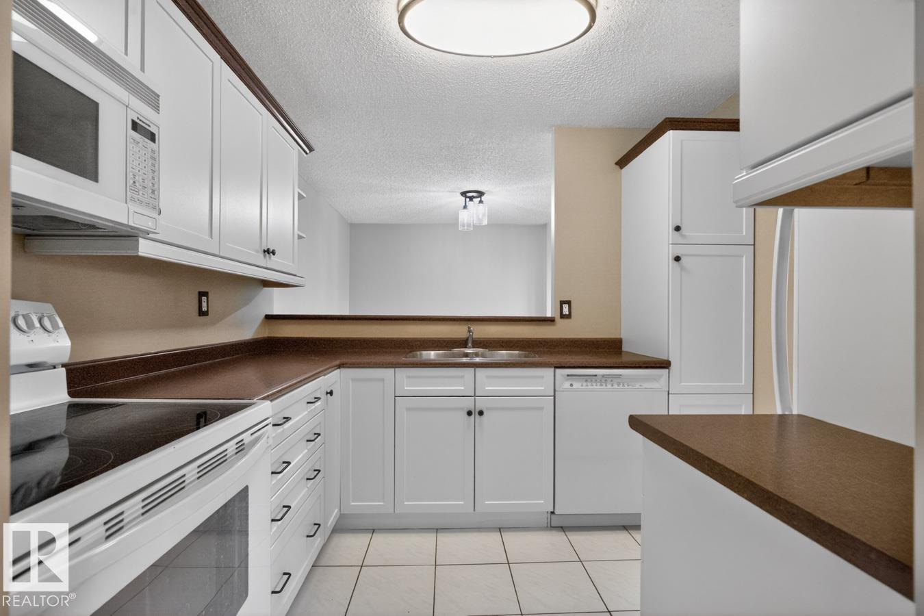 405 - 10545 Saskatchewan Drive NW, Strathcona, Edmonton