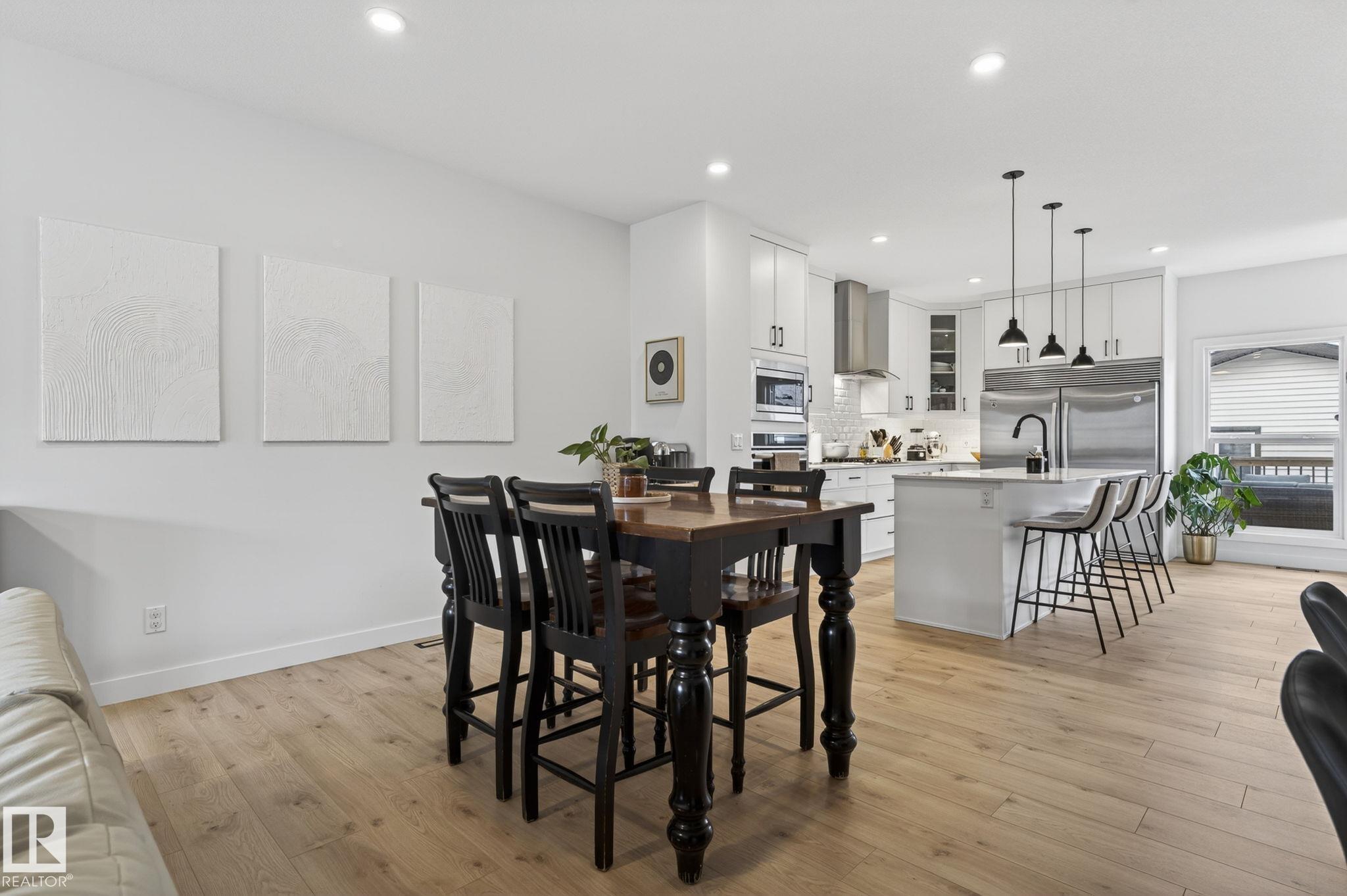 Photo 12 at 19334 26a Avenue NW, The Uplands, Edmonton