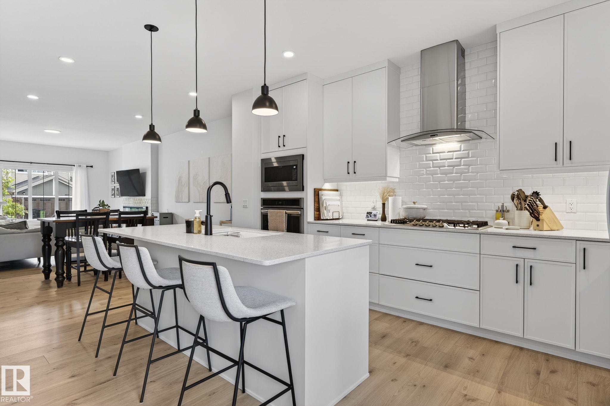 Photo 15 at 19334 26a Avenue NW, The Uplands, Edmonton
