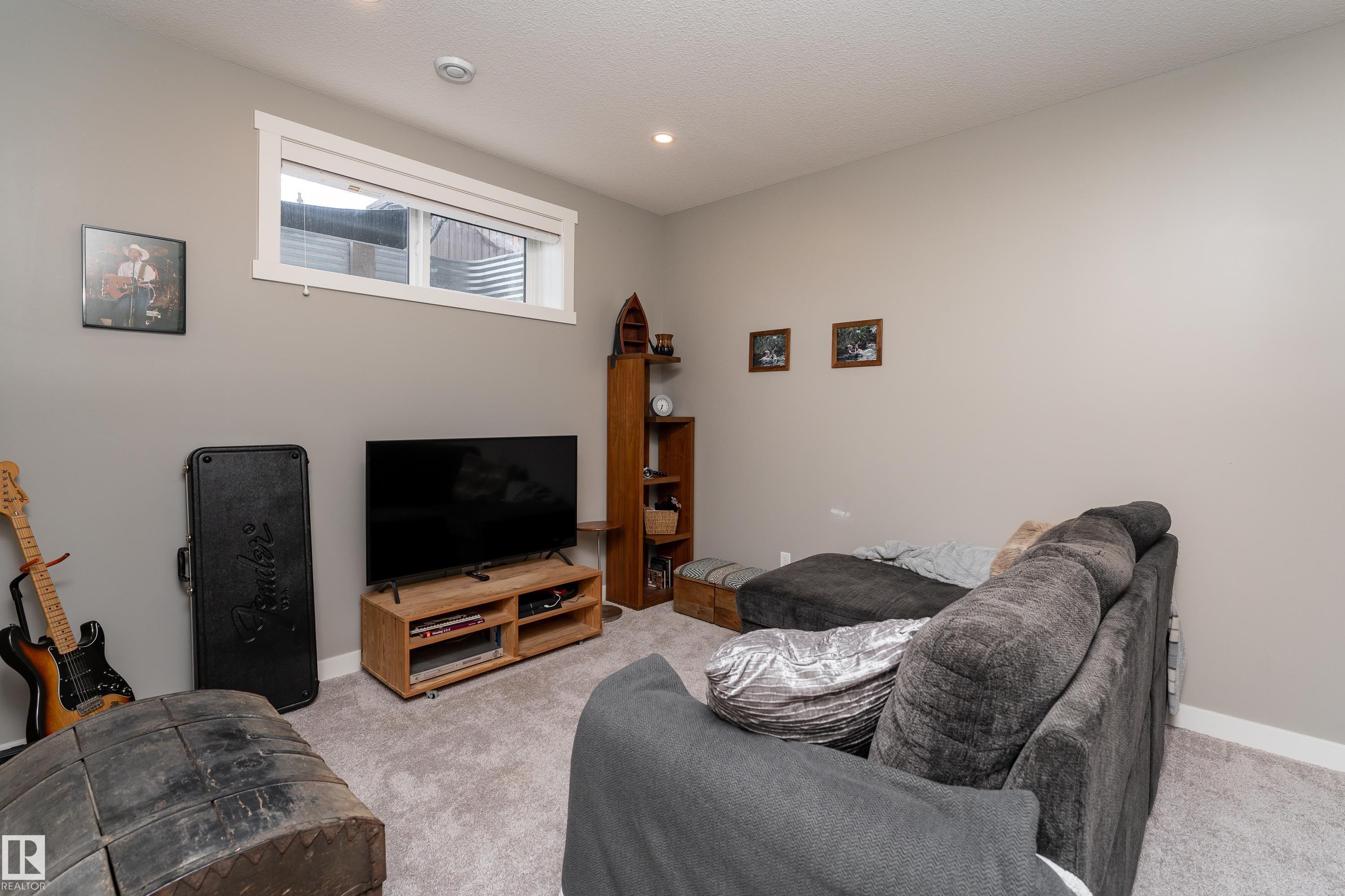 Photo 37 at 3468 Cameron Heights Cove NW, Cameron Heights, Edmonton