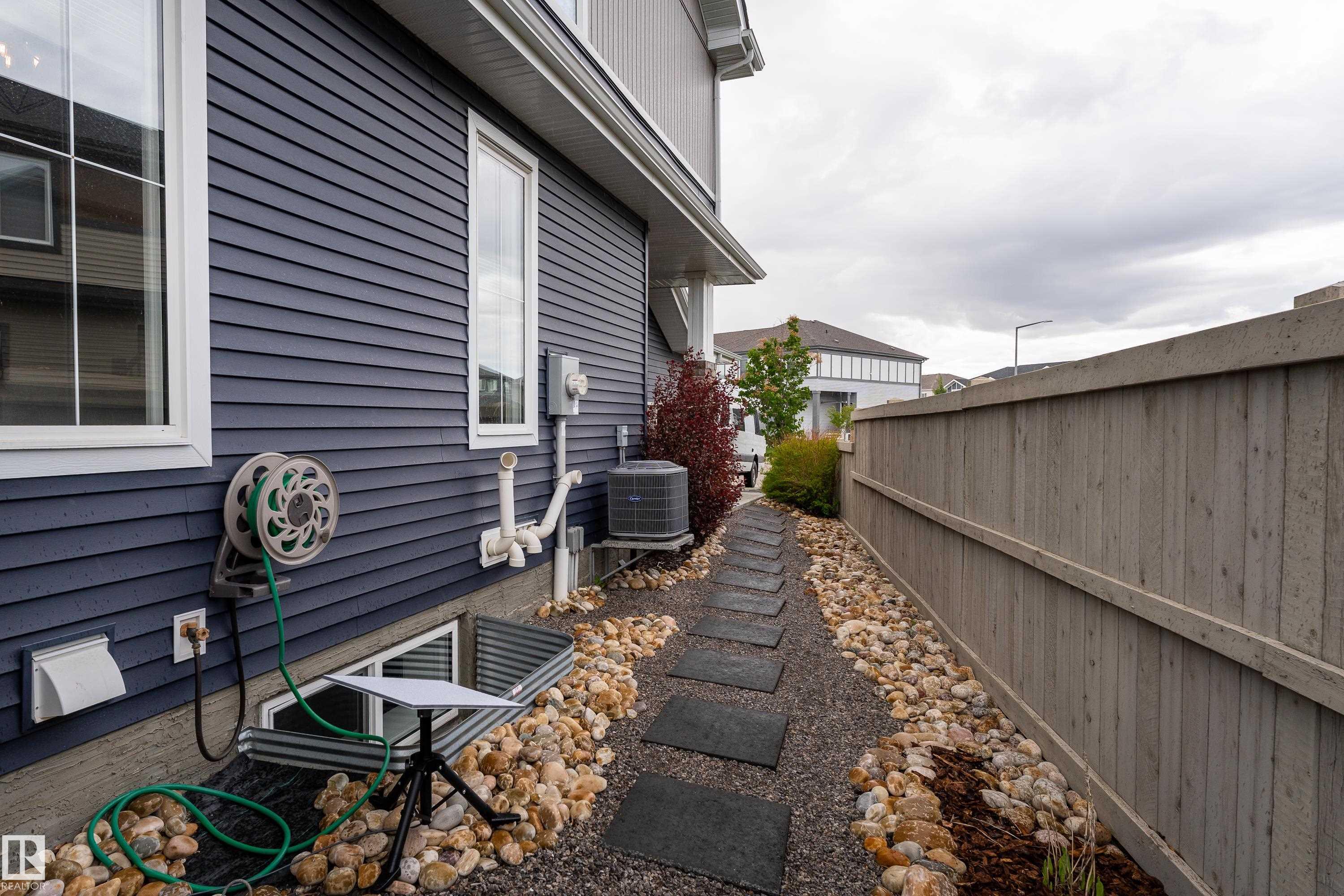 Photo 42 at 3468 Cameron Heights Cove NW, Cameron Heights, Edmonton
