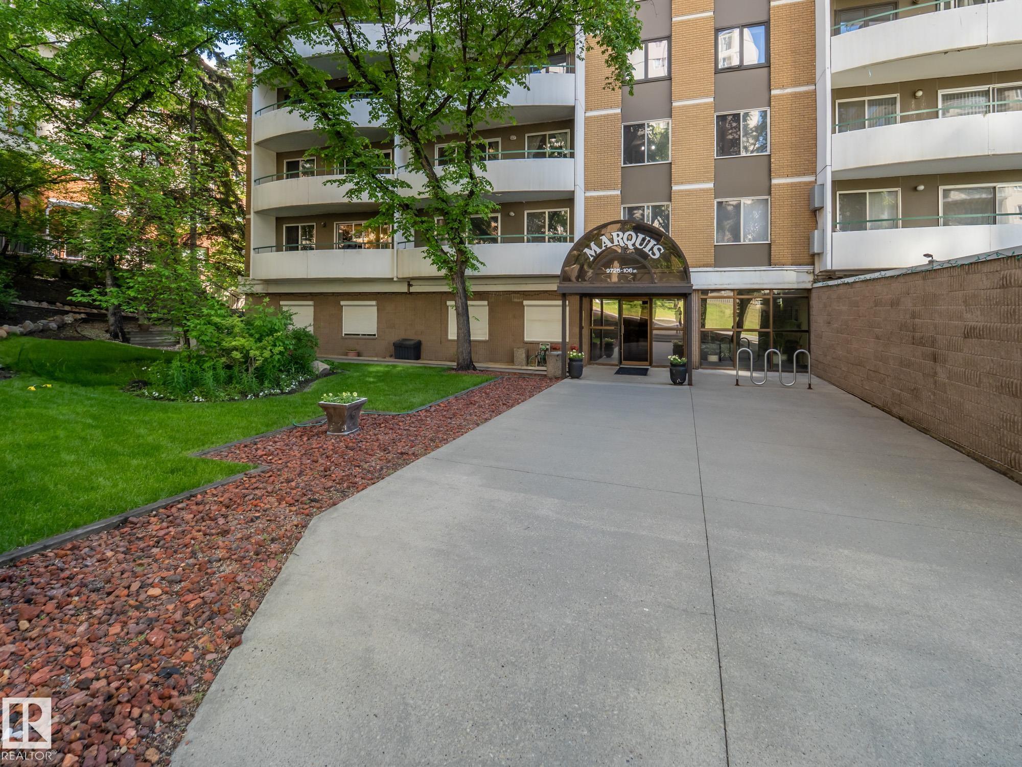 PH4 - 9725 106 Street NW, Downtown, Edmonton