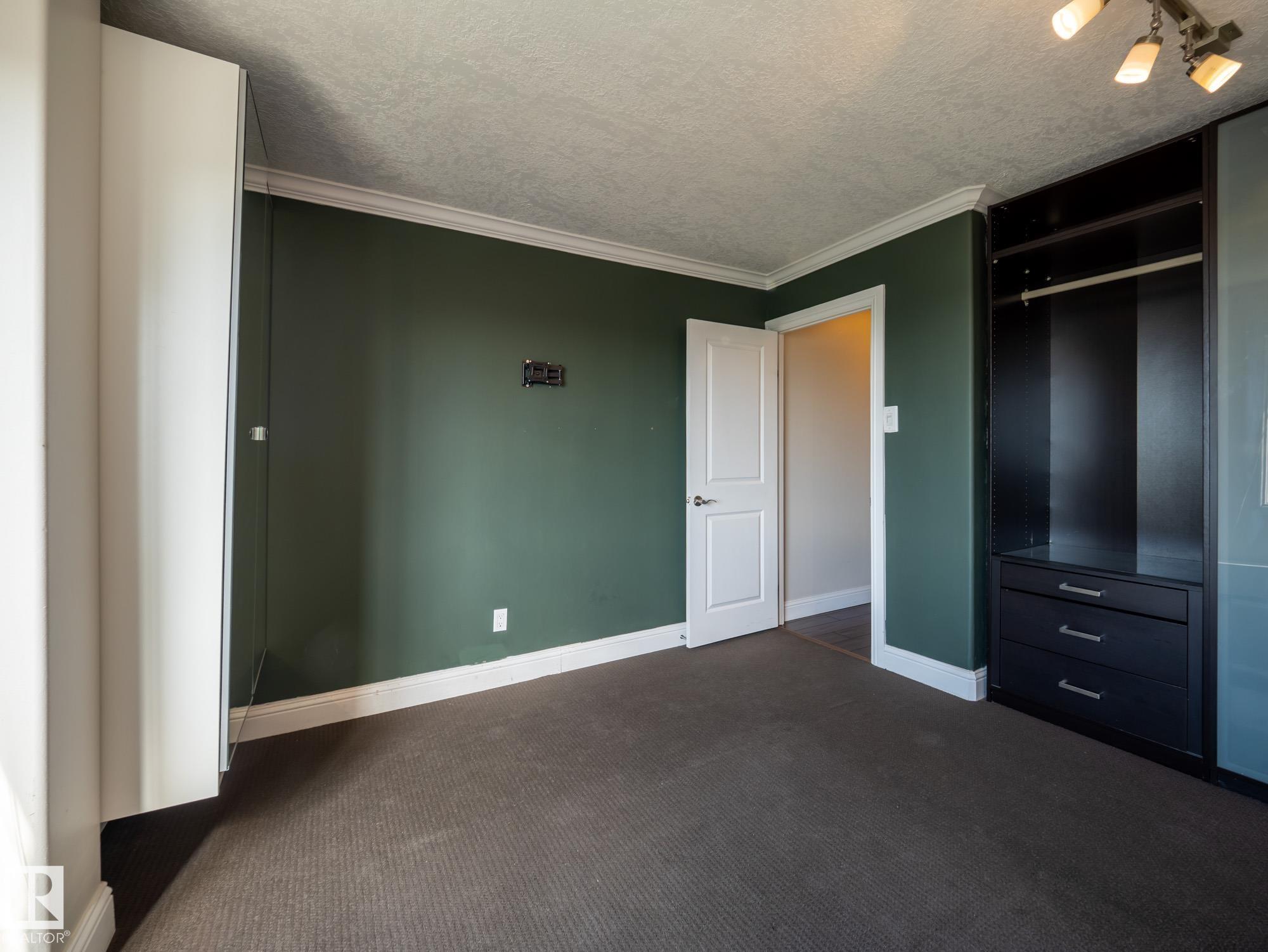 Photo 13 at PH4 - 9725 106 Street NW, Downtown, Edmonton