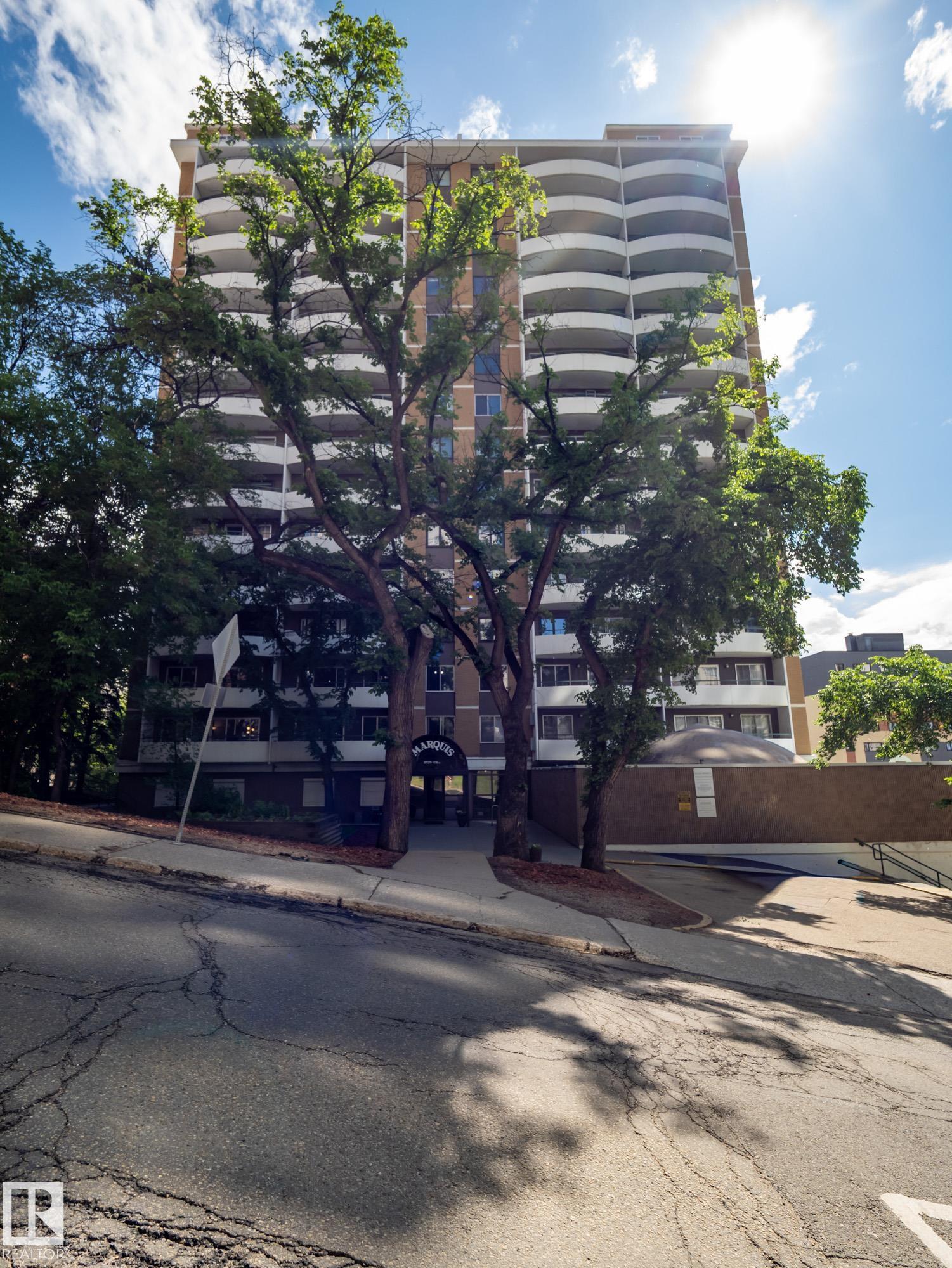 PH4 - 9725 106 Street NW, Downtown, Edmonton