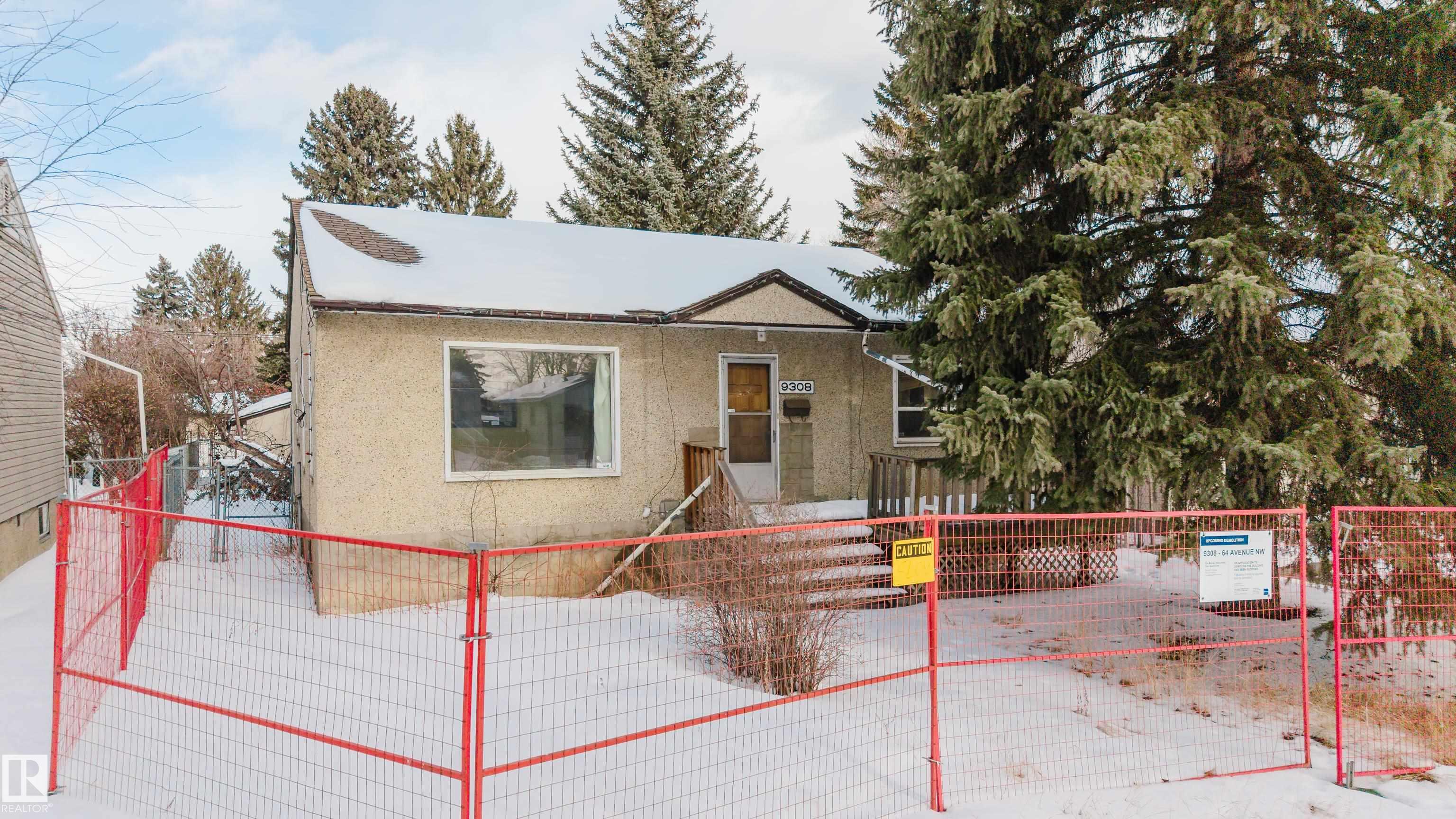 Photo 7 at 9306 64 Avenue NW, Hazeldean, Edmonton