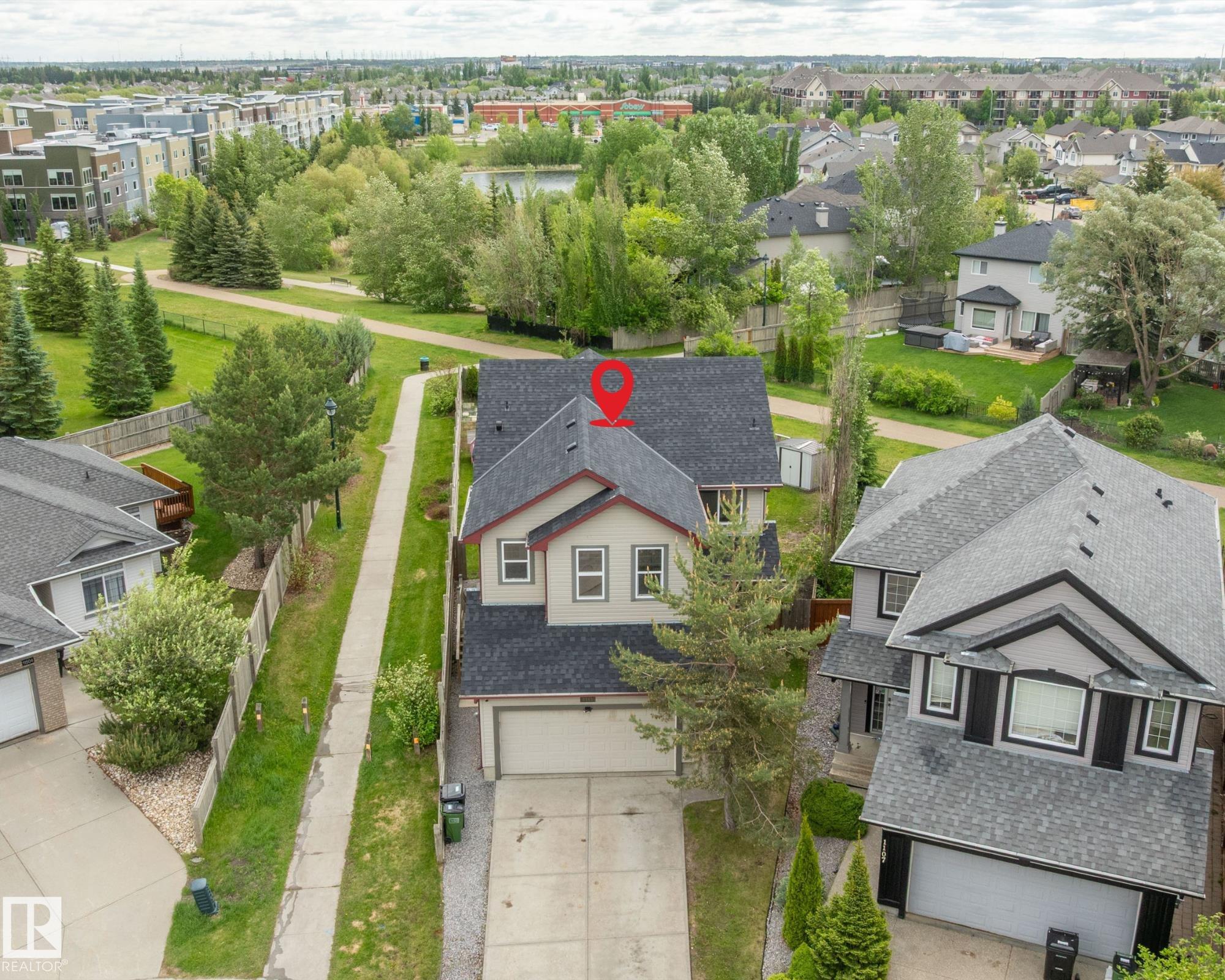 Photo 7 at 1103 115 Street SW, Rutherford, Edmonton