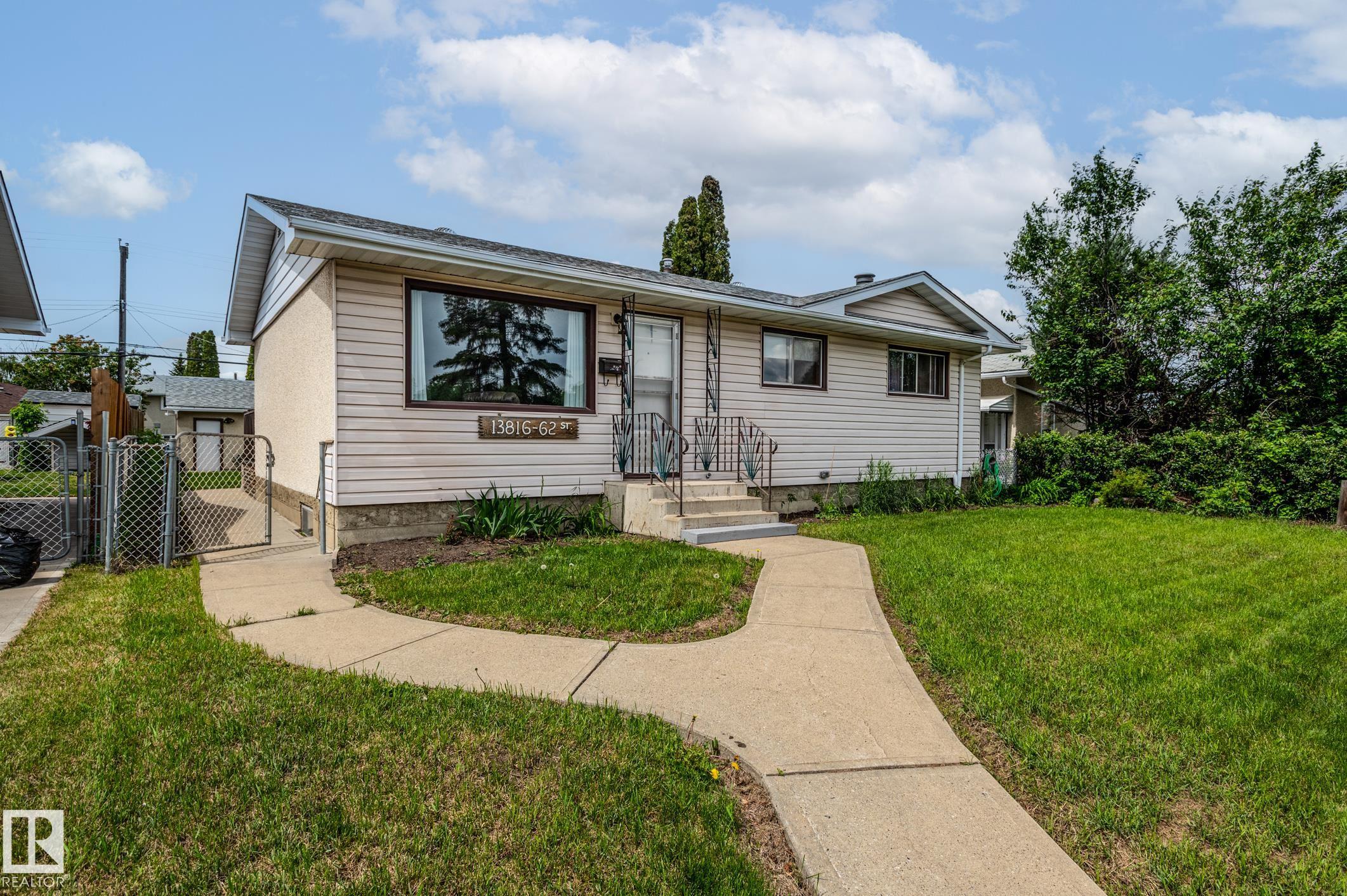 13816 62 Street NW, York, Edmonton