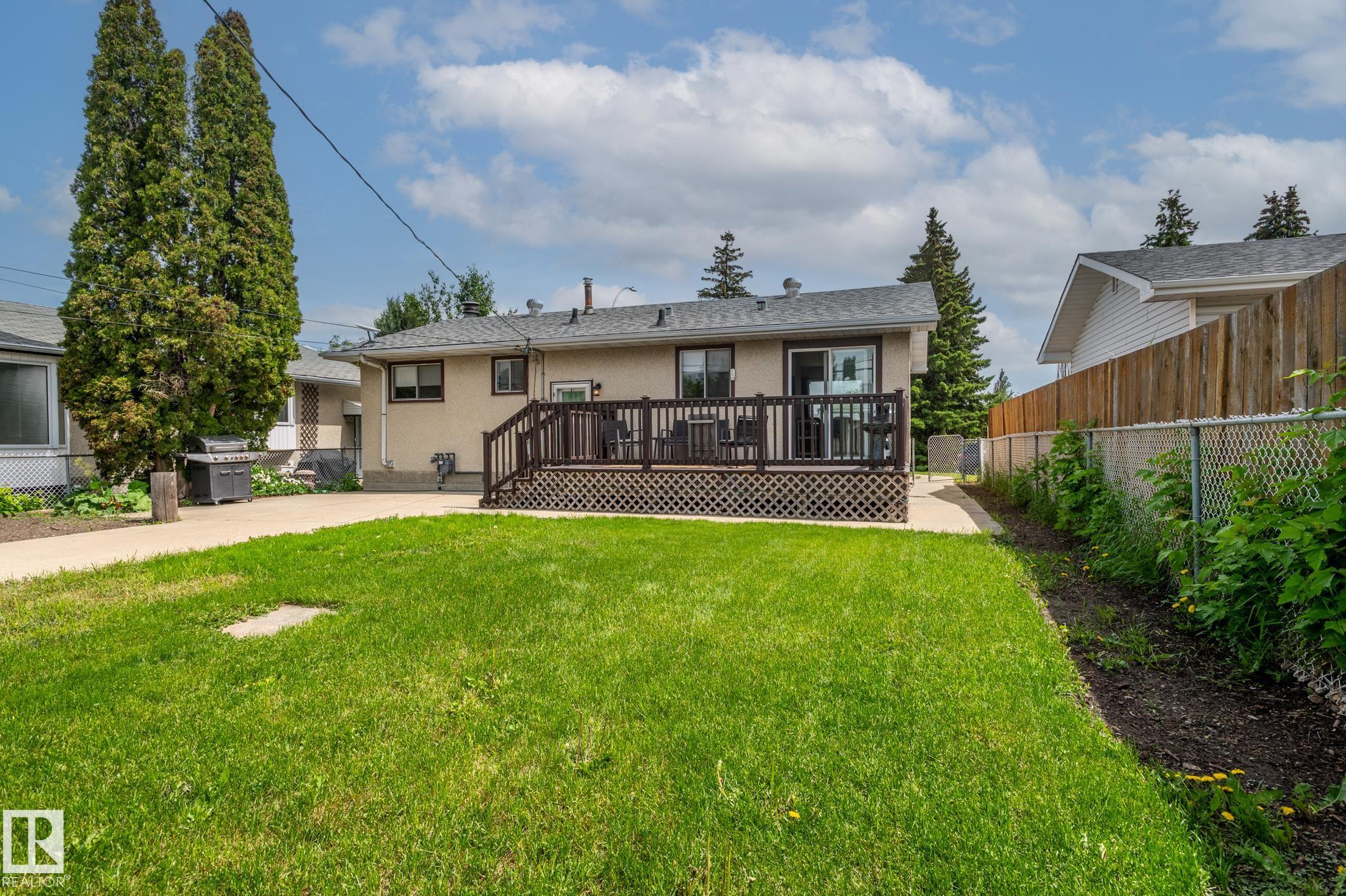 Photo 23 at 13816 62 Street NW, York, Edmonton