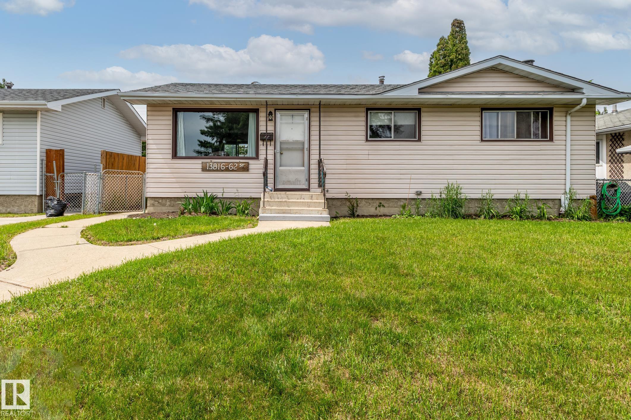 Photo 27 at 13816 62 Street NW, York, Edmonton
