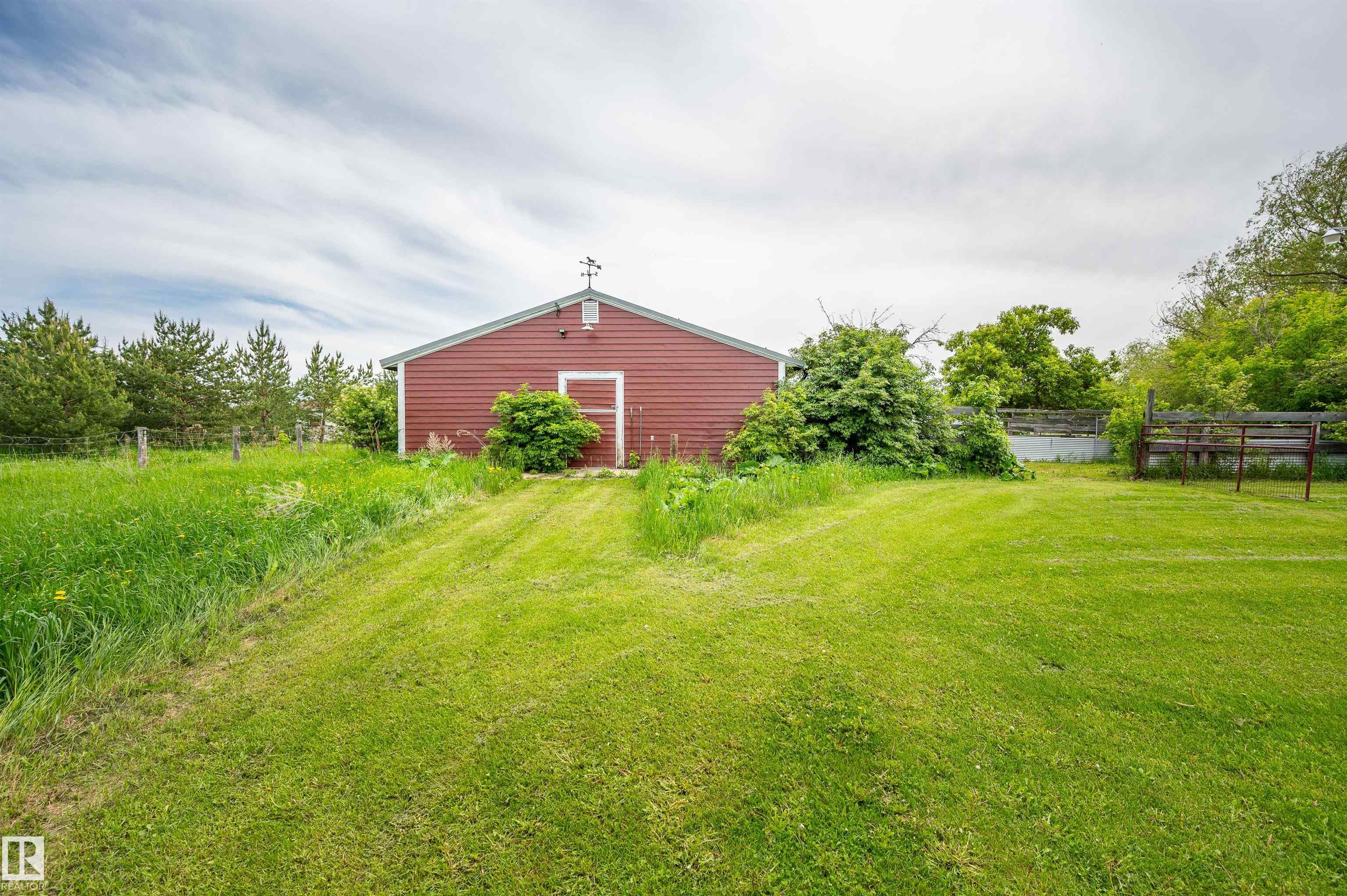 Photo 59 at 25 - 22459 Twp Rd 530, Barry Hill, Rural Strathcona County