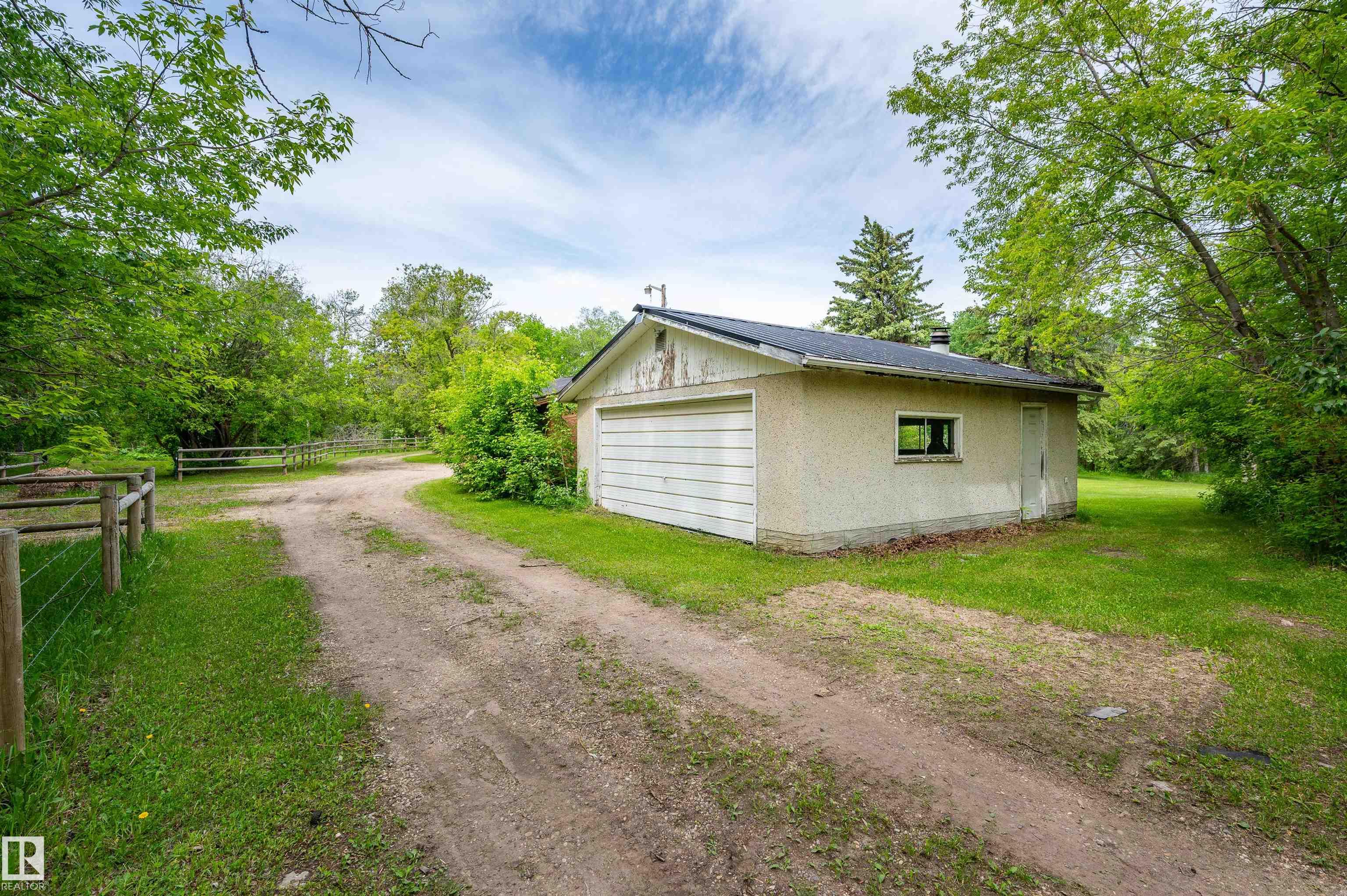 Photo 70 at 25 - 22459 Twp Rd 530, Barry Hill, Rural Strathcona County
