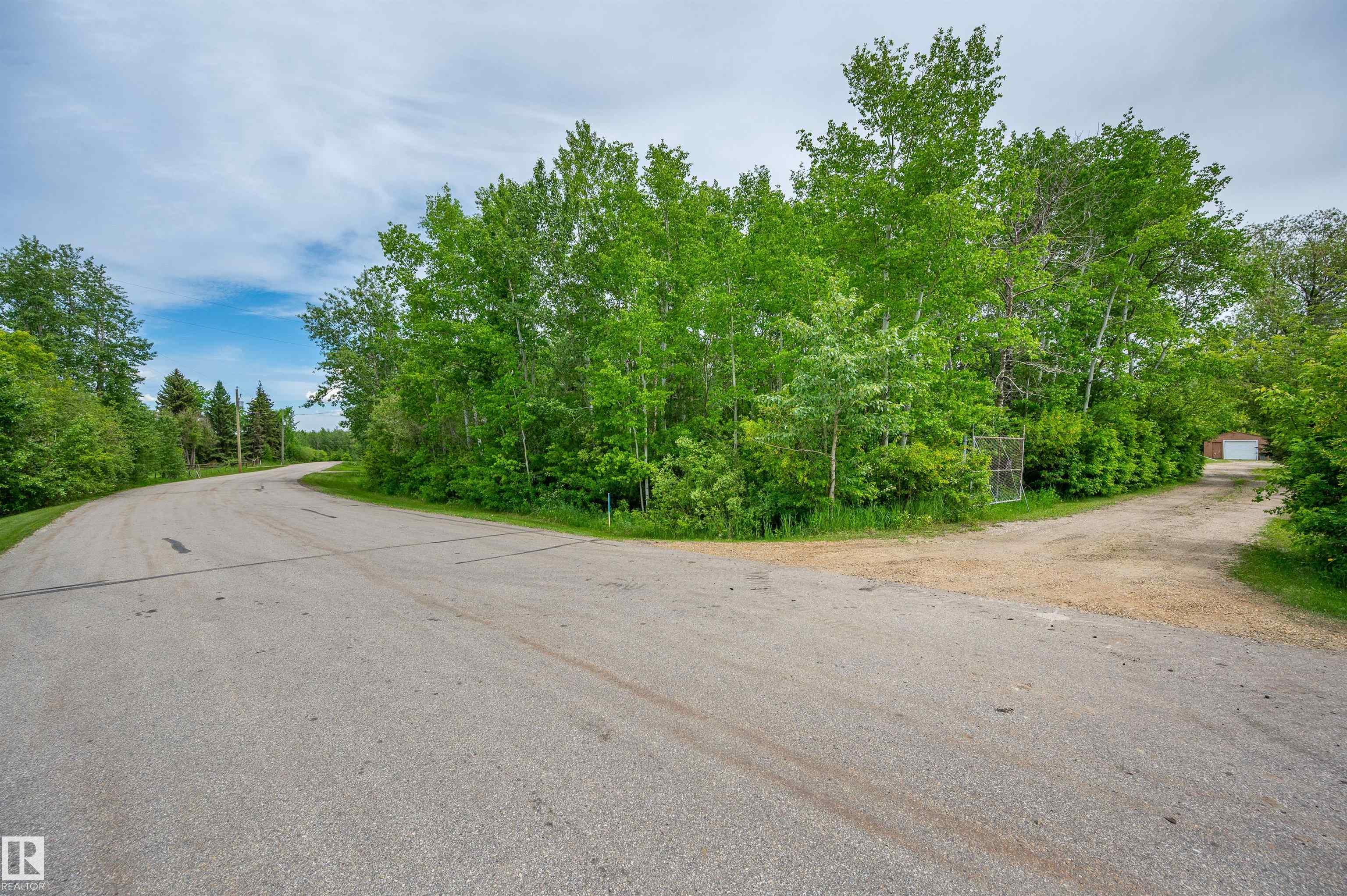 Photo 72 at 25 - 22459 Twp Rd 530, Barry Hill, Rural Strathcona County