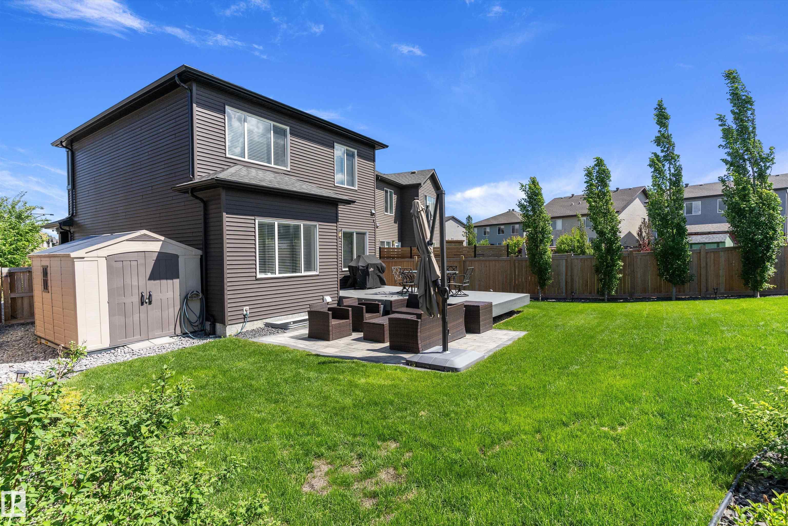 Photo 37 at 2072 Graydon Hill Crescent SW, Graydon Hill, Edmonton