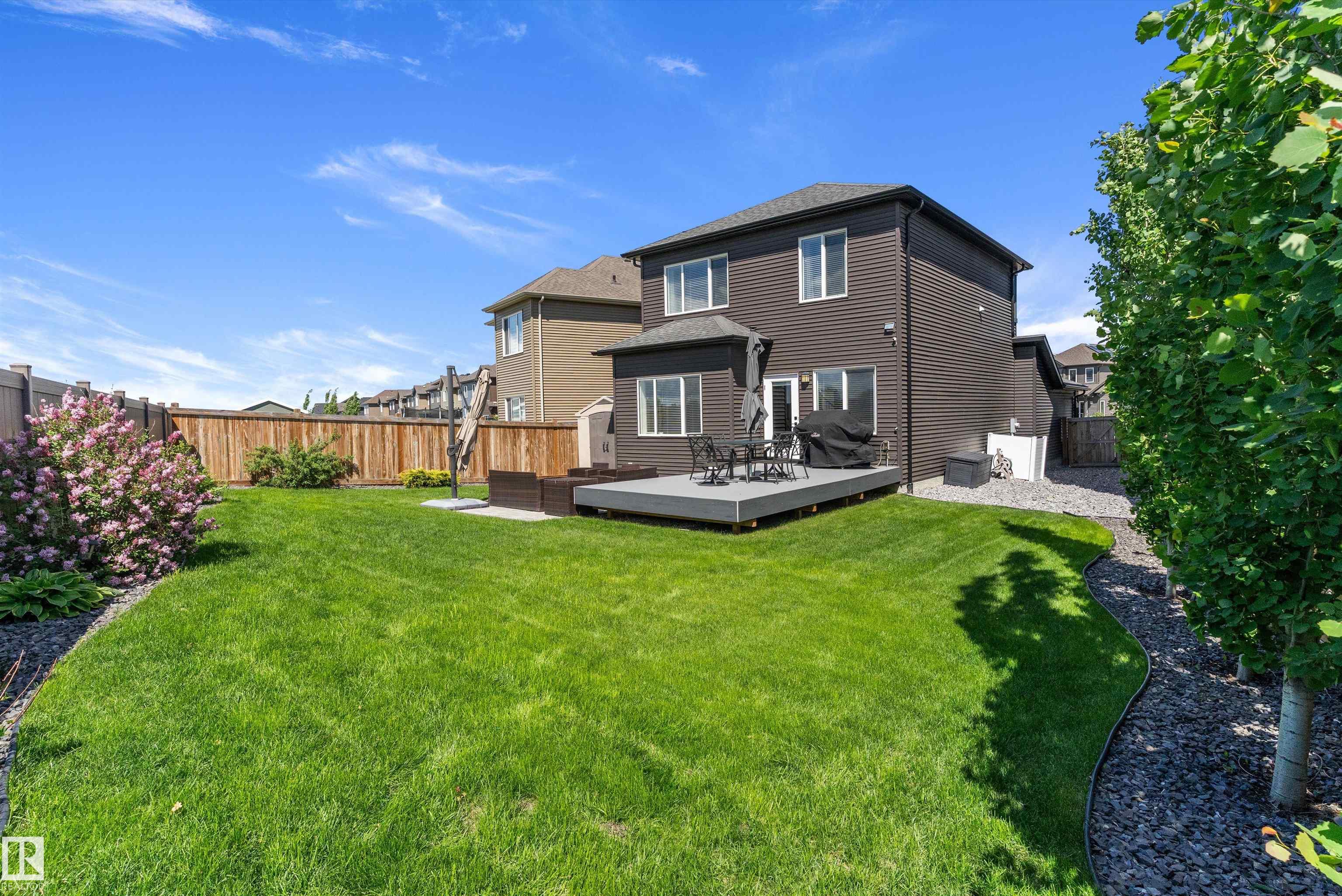 Photo 39 at 2072 Graydon Hill Crescent SW, Graydon Hill, Edmonton
