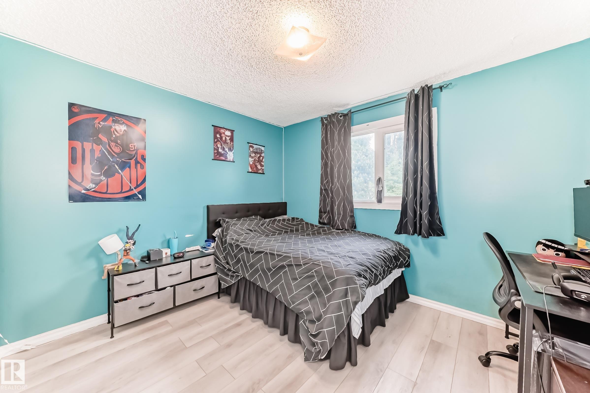 Photo 11 at 3843 47 Street NW, Minchau, Edmonton