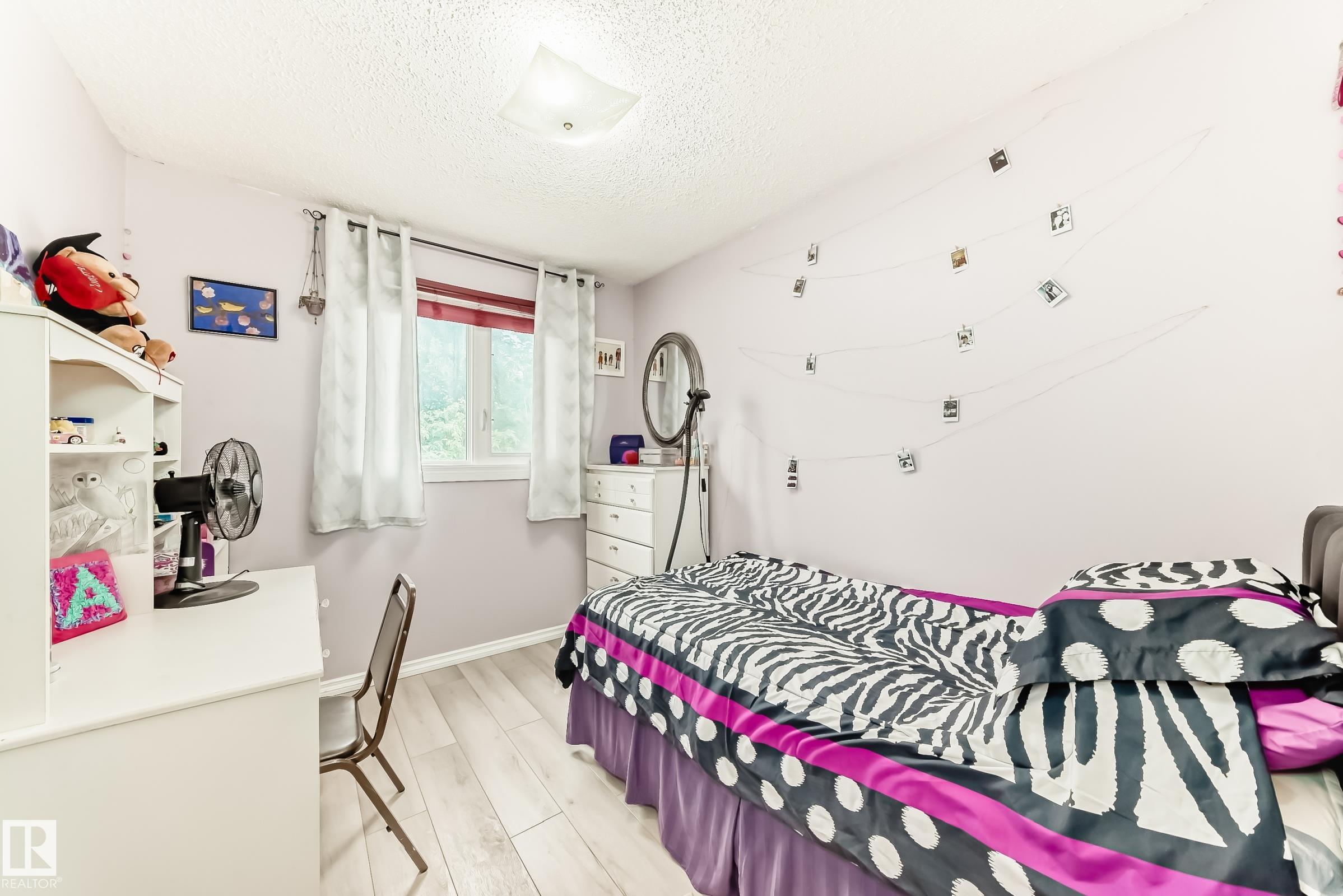 Photo 12 at 3843 47 Street NW, Minchau, Edmonton