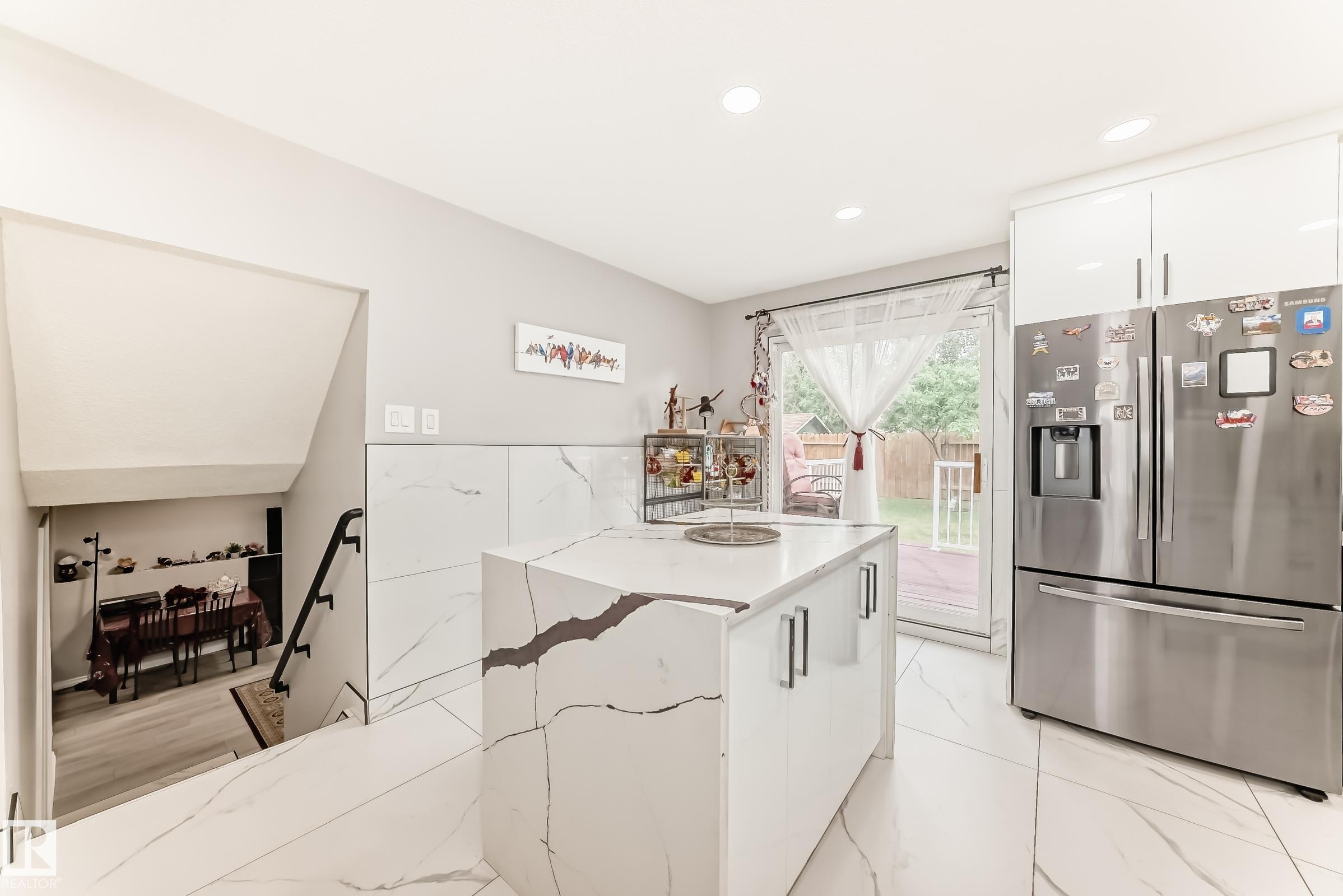 3843 47 Street NW, Minchau, Edmonton