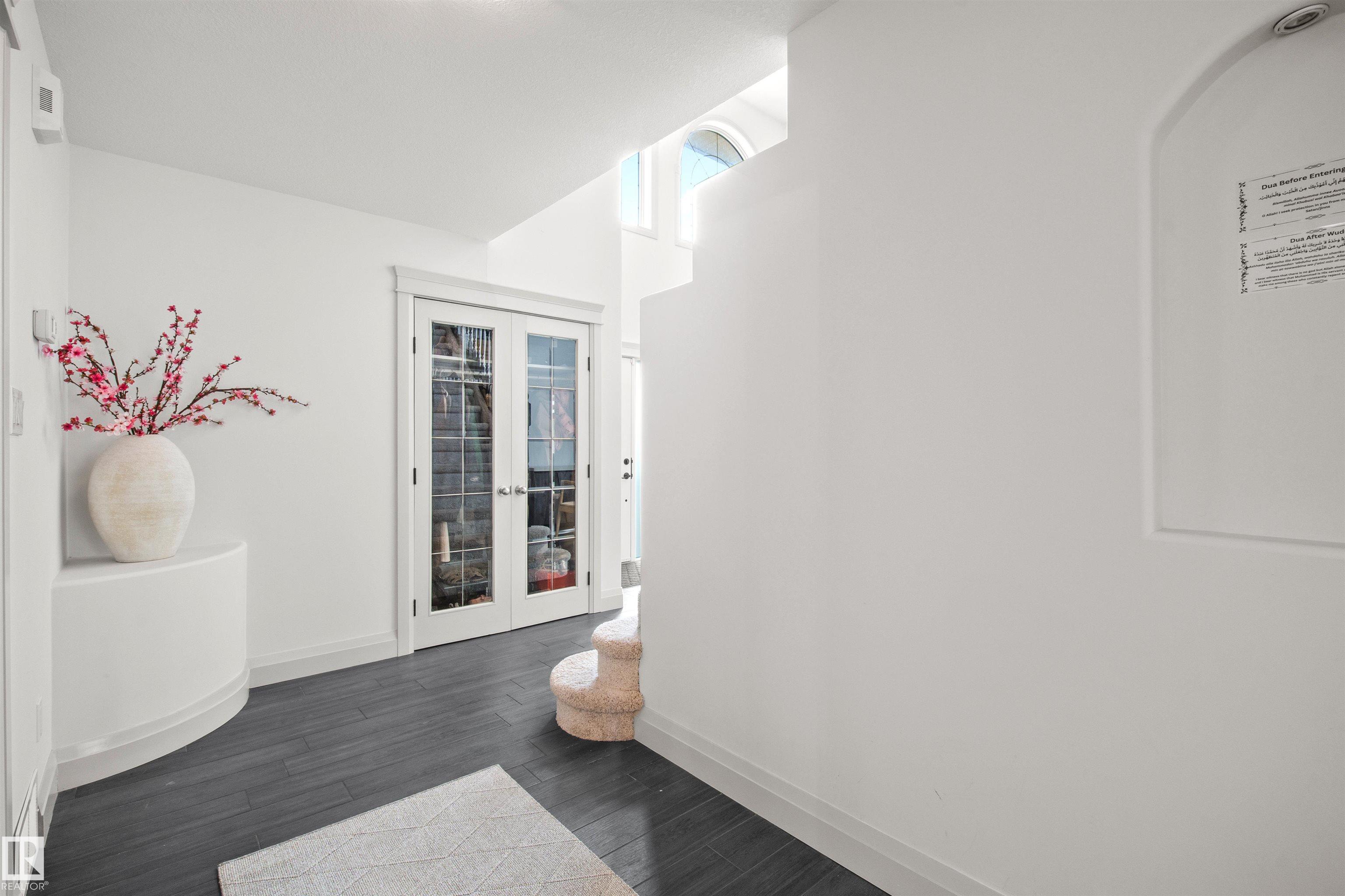 Photo 12 at 10656 181 Avenue NW, Chambery, Edmonton