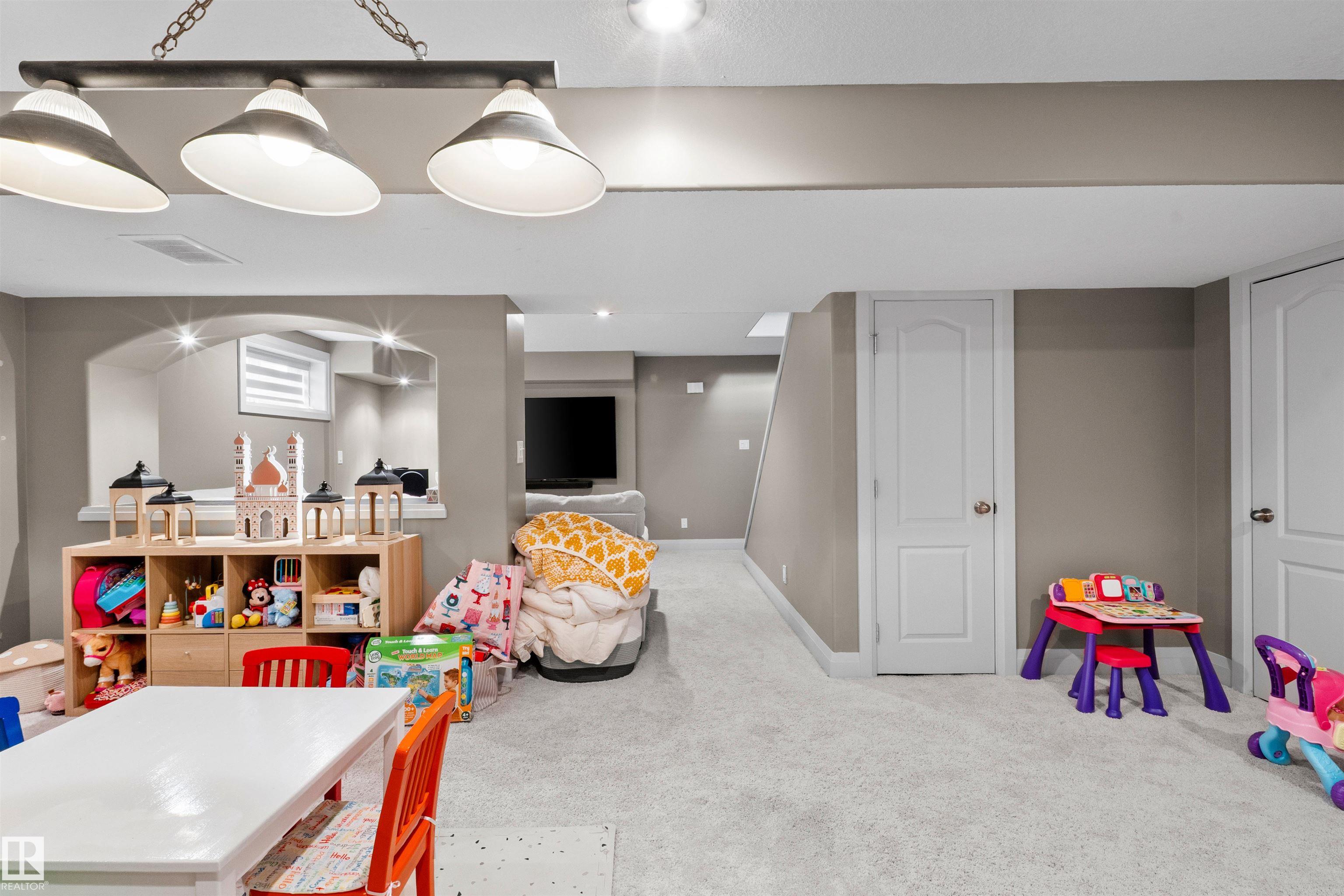Photo 51 at 10656 181 Avenue NW, Chambery, Edmonton