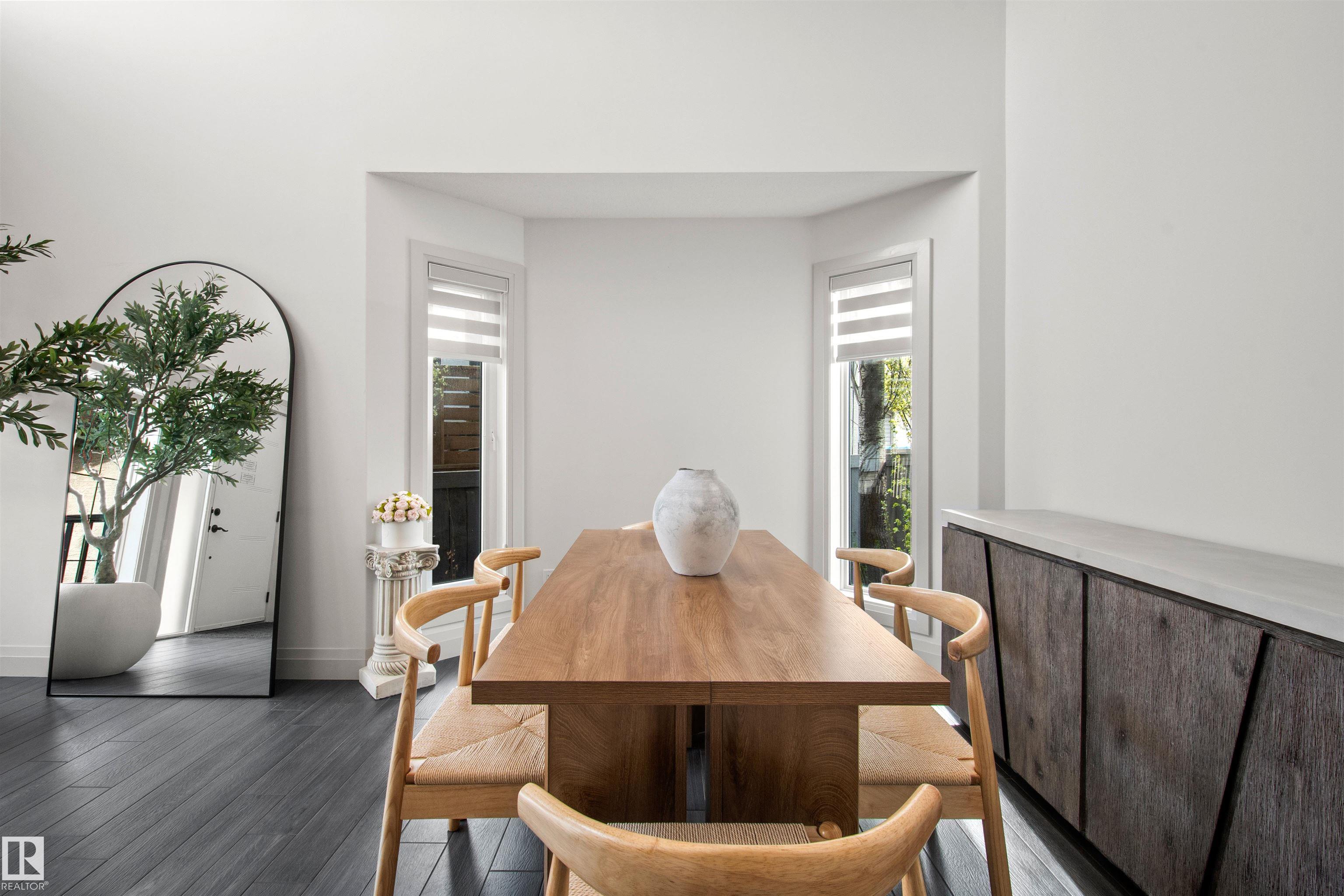 Photo 8 at 10656 181 Avenue NW, Chambery, Edmonton
