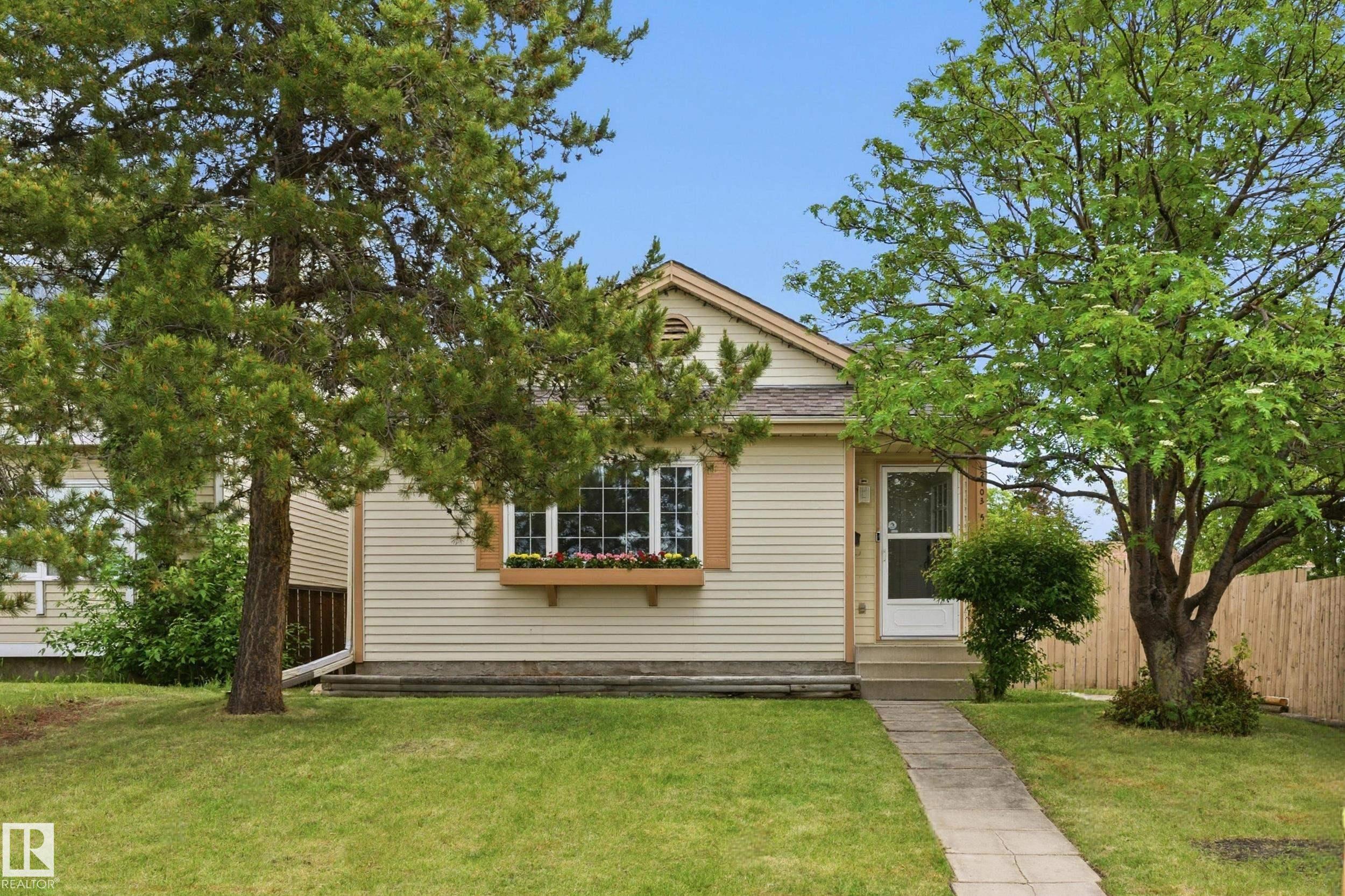 2103 53 Street NW, Meyokumin, Edmonton