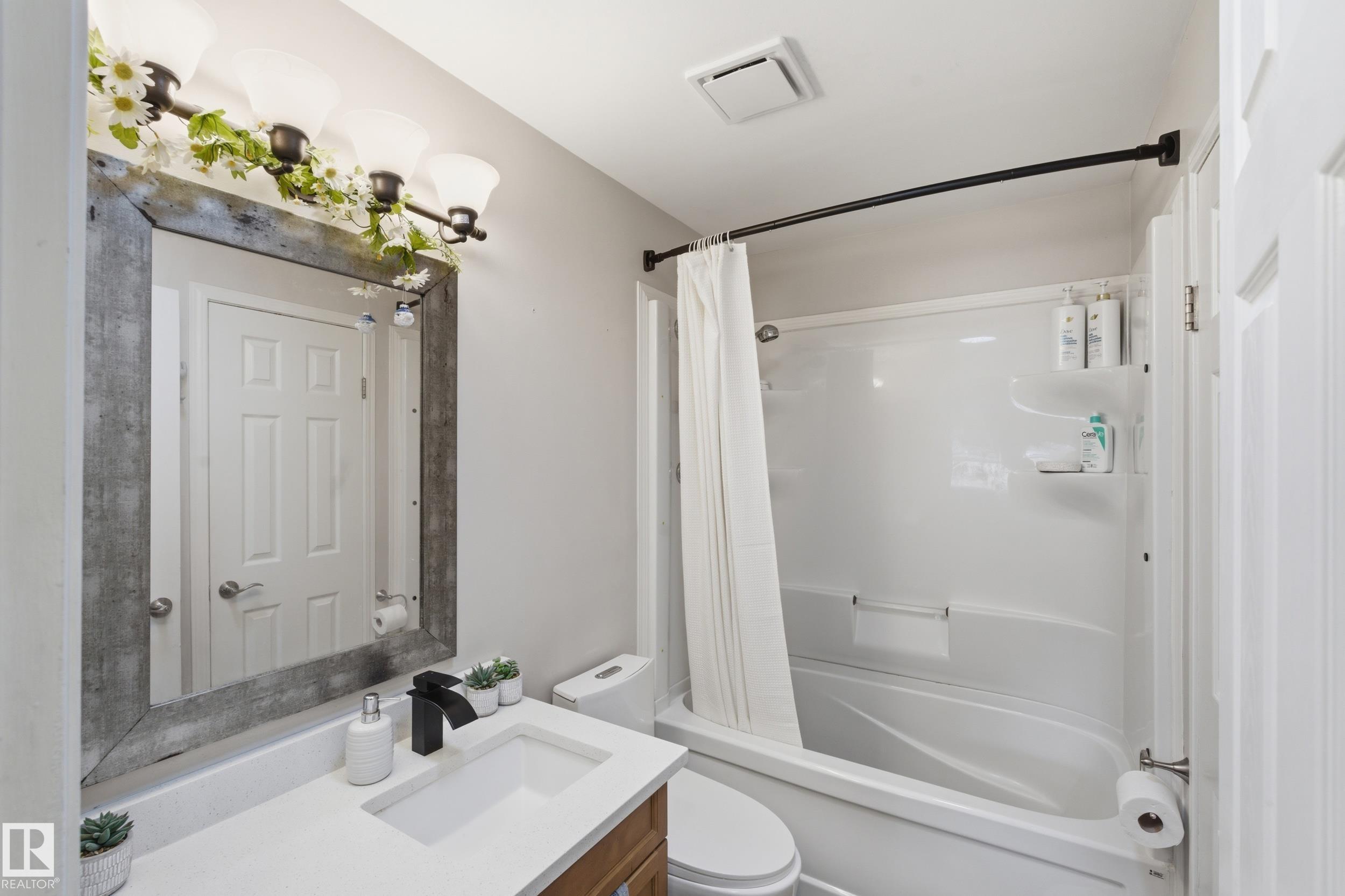 Photo 19 at 2103 53 Street NW, Meyokumin, Edmonton
