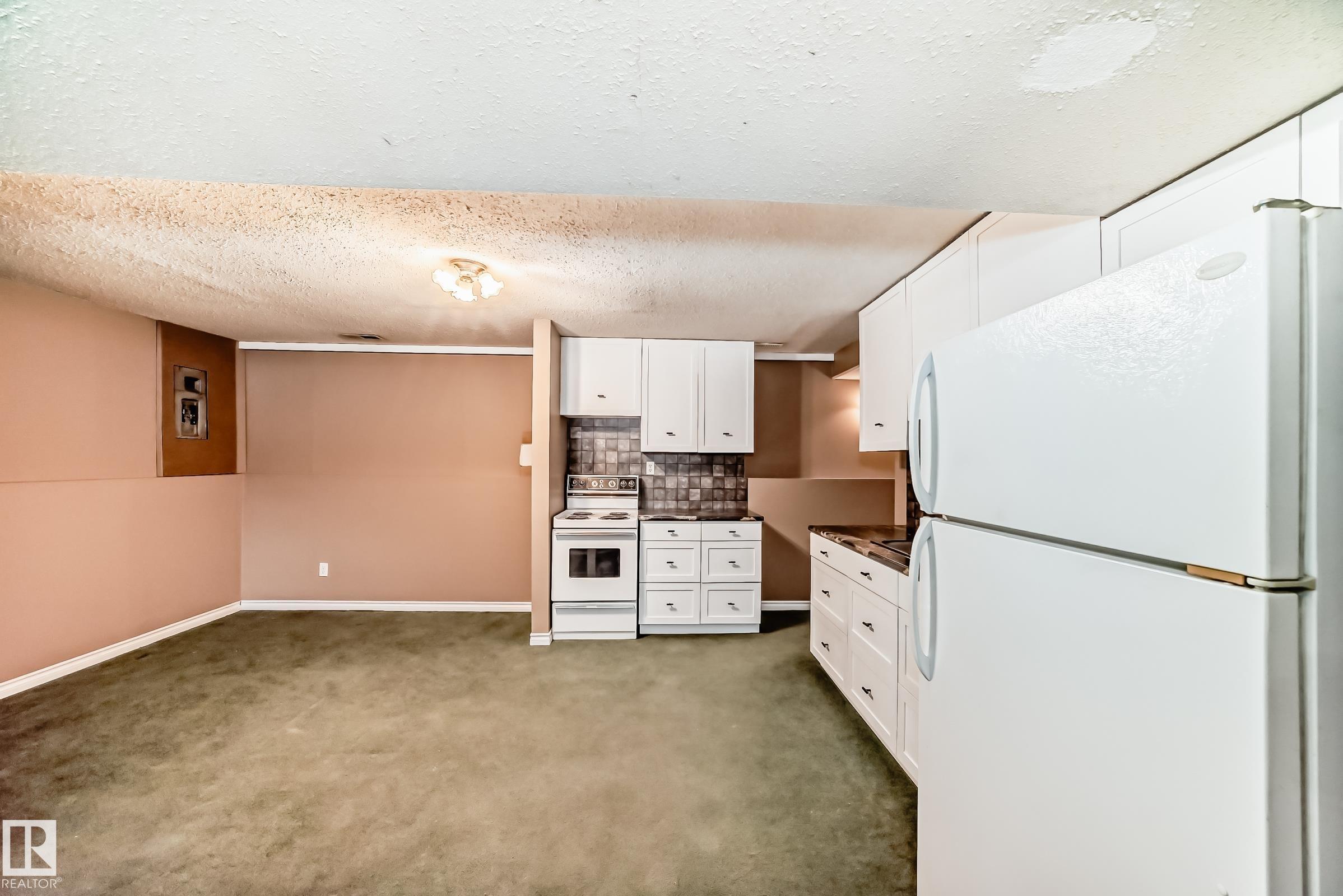 Photo 24 at 9813 152 Street NW, West Jasper Place, Edmonton