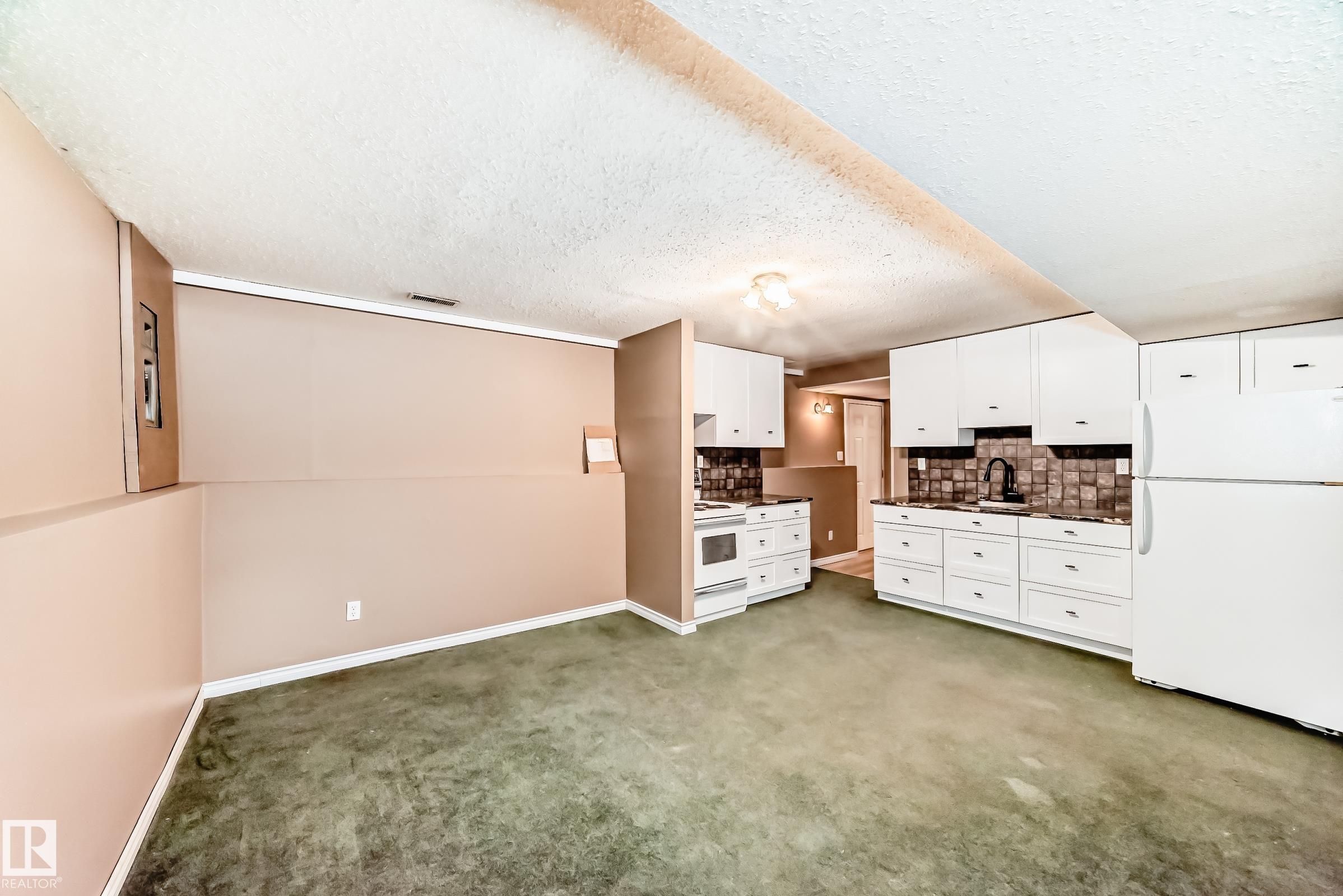 Photo 43 at 9813 152 Street NW, West Jasper Place, Edmonton