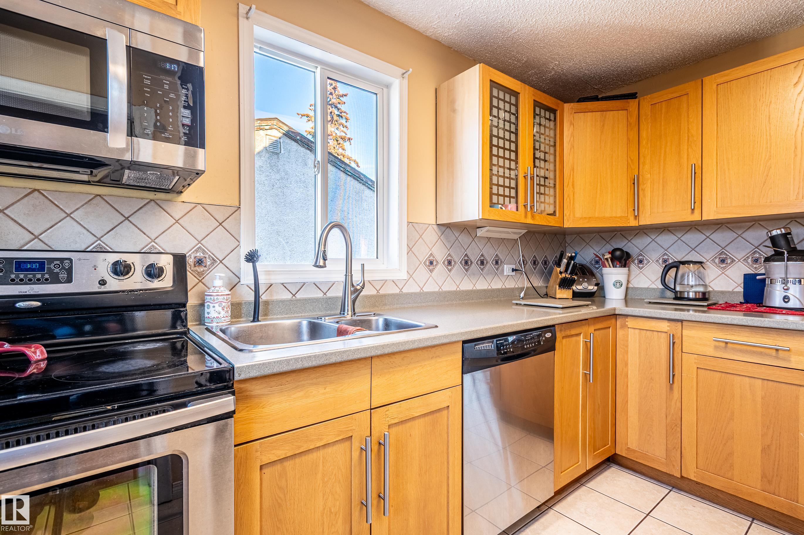 Photo 14 at 10532 157 Street NW, Britannia Youngstown, Edmonton