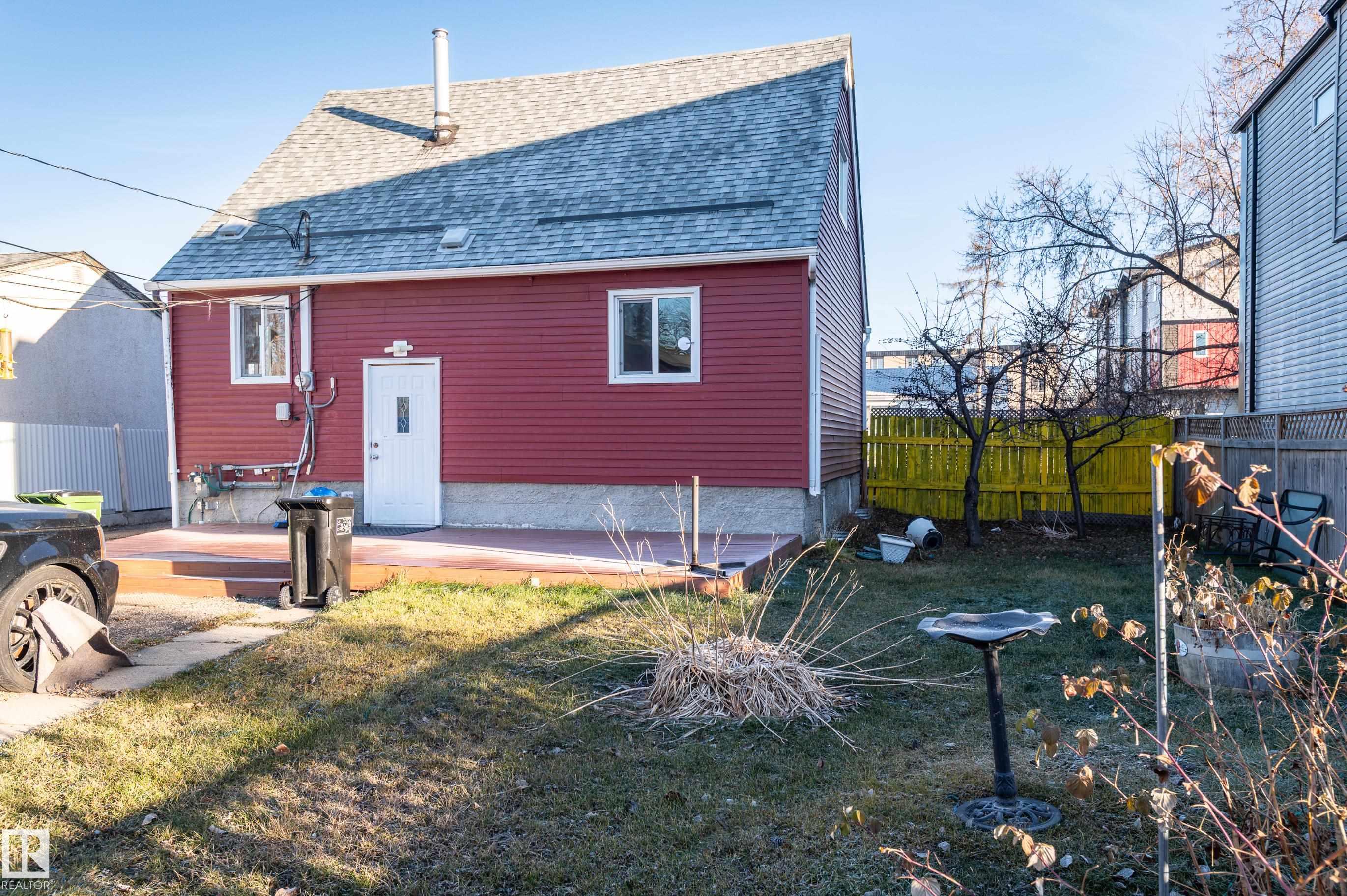 Photo 37 at 10532 157 Street NW, Britannia Youngstown, Edmonton