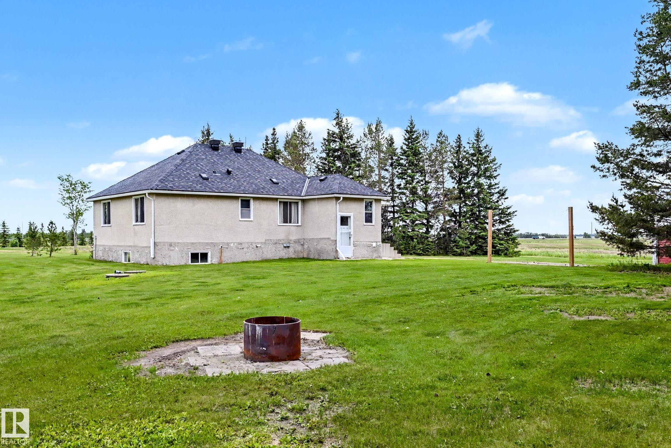 Photo 38 at 25418 Hwy 37, None, Rural Sturgeon County