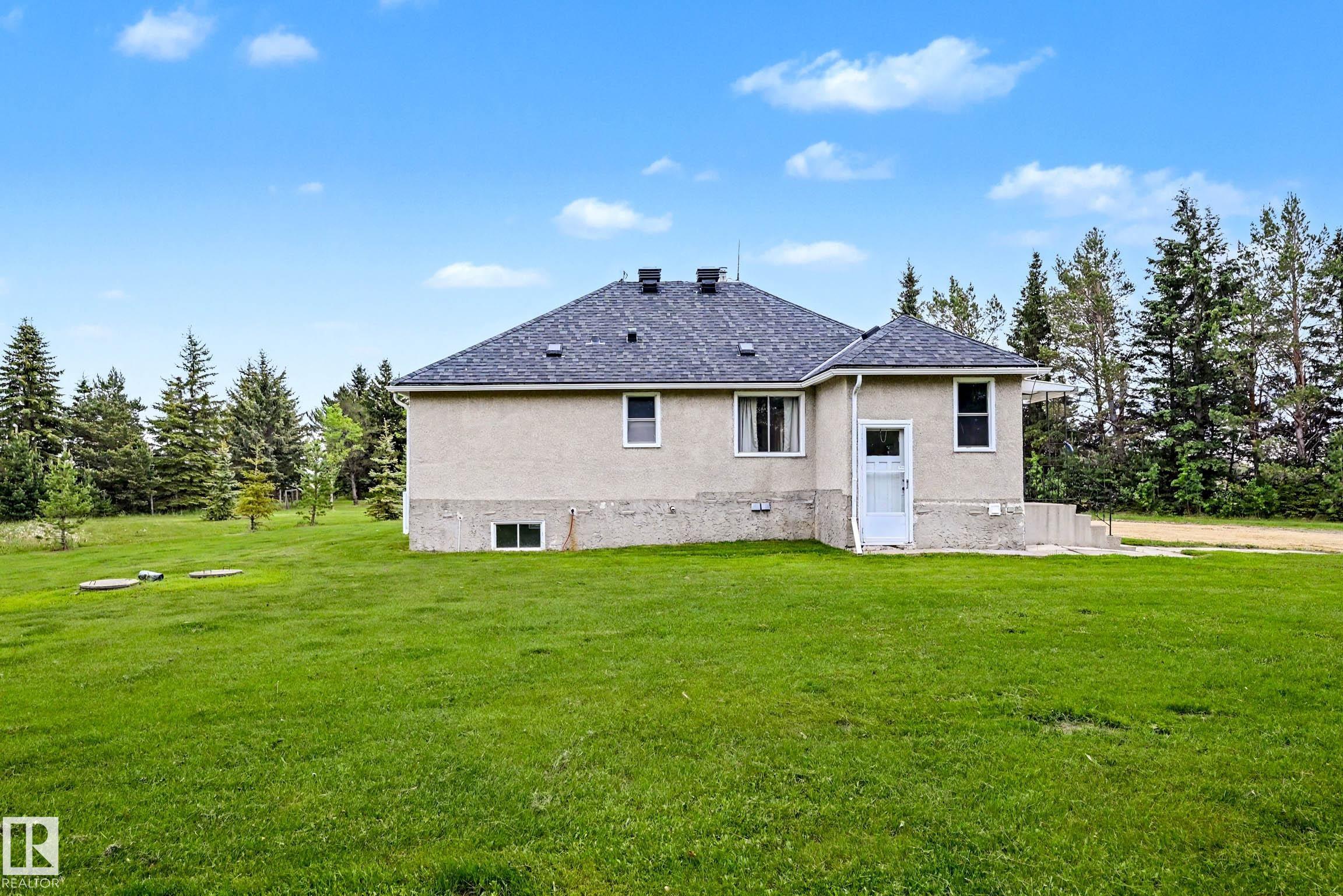 Photo 39 at 25418 Hwy 37, None, Rural Sturgeon County