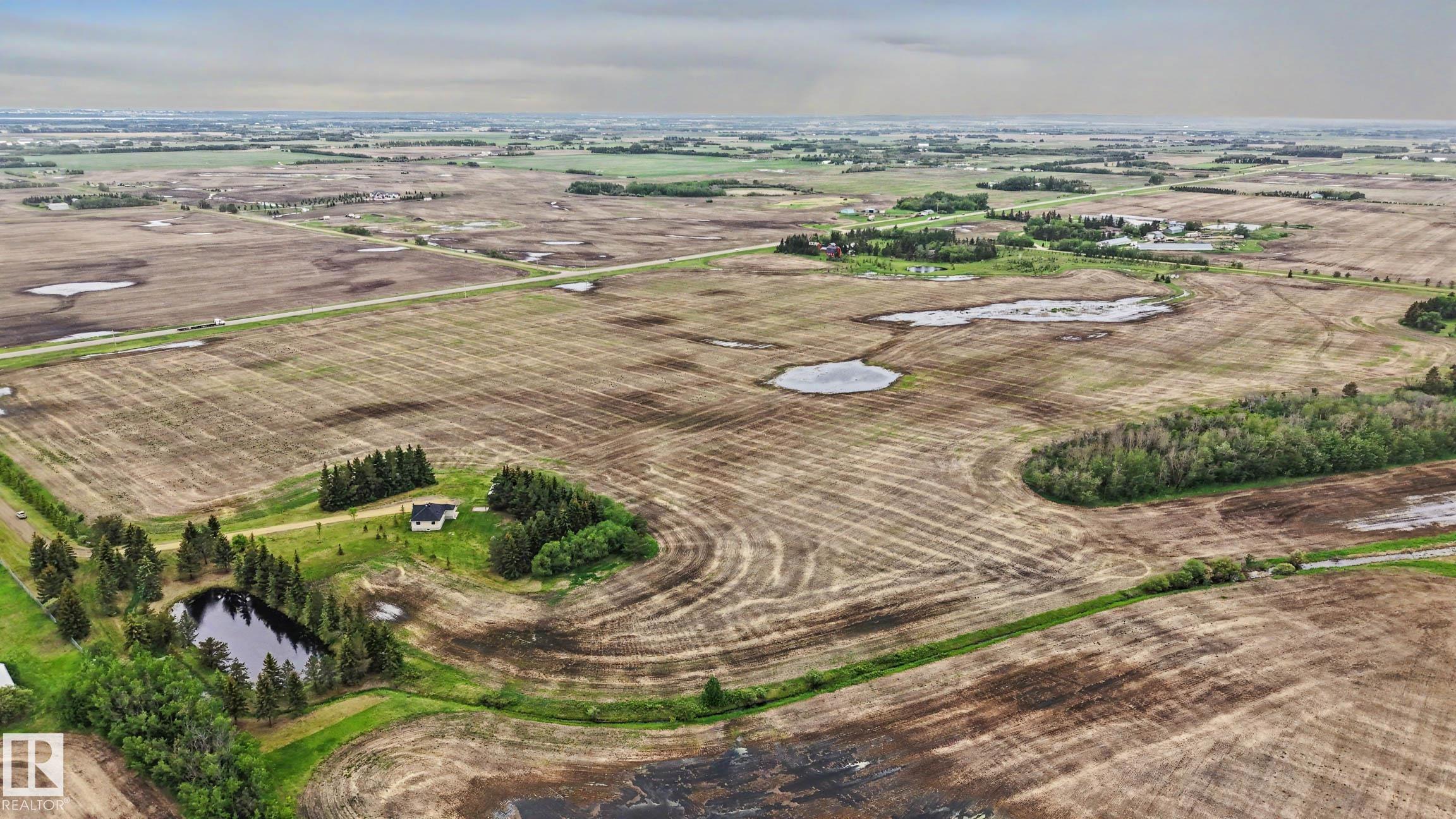 Photo 46 at 25418 Hwy 37, None, Rural Sturgeon County