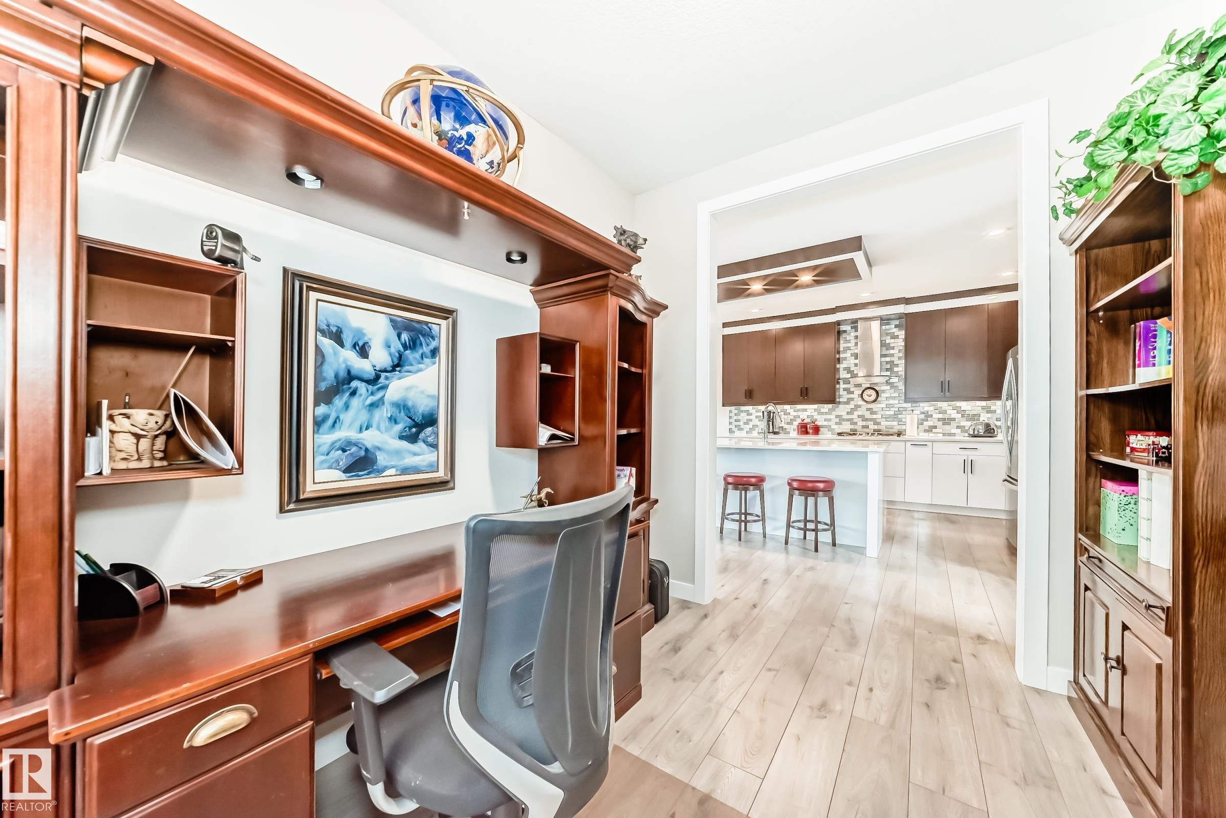 Photo 20 at 3895 Robins Crescent NW, Starling, Edmonton