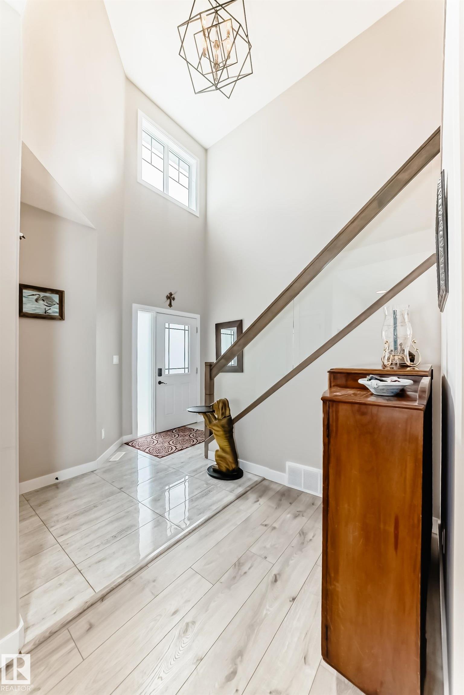 3895 Robins Crescent NW, Starling, Edmonton