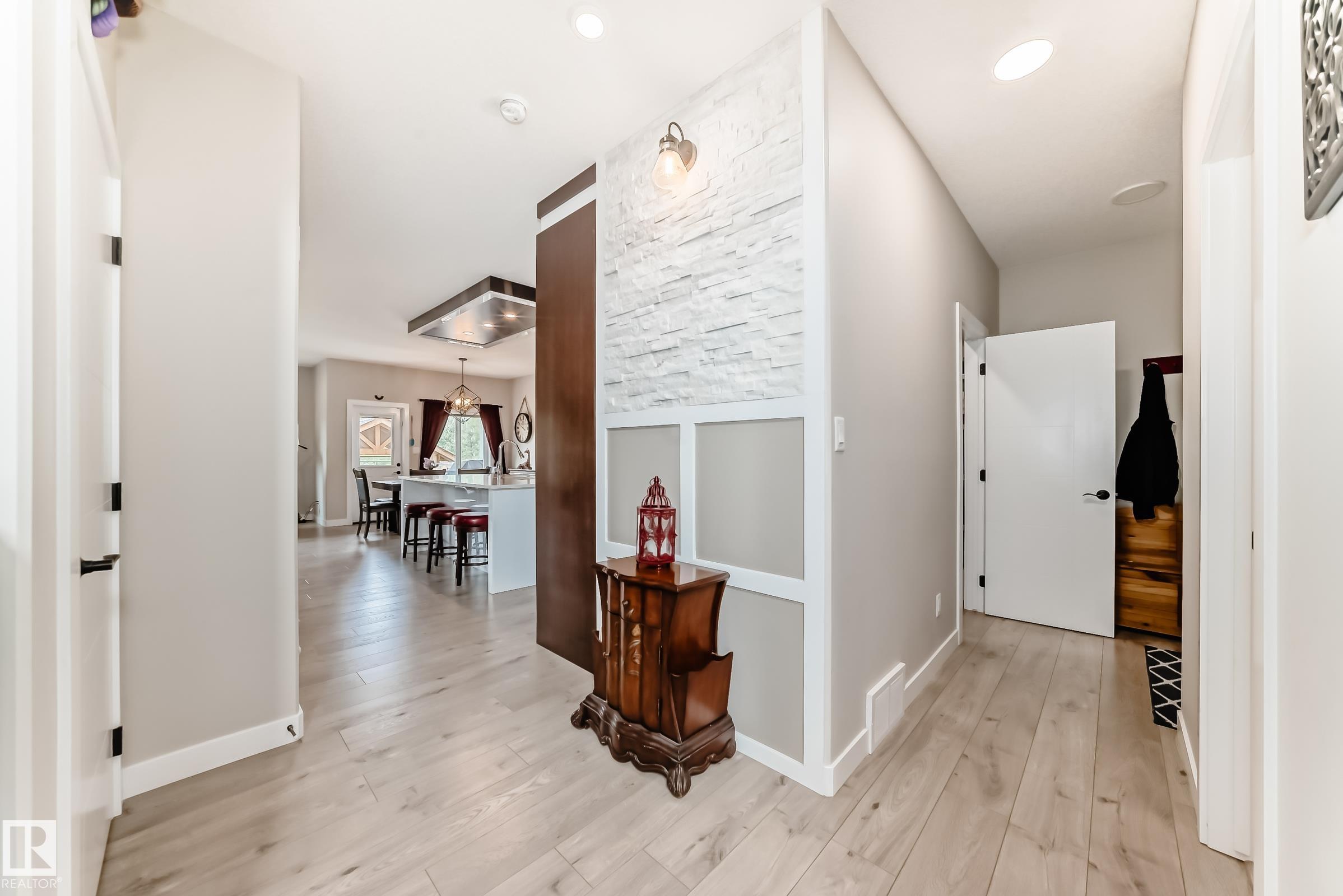 3895 Robins Crescent NW, Starling, Edmonton