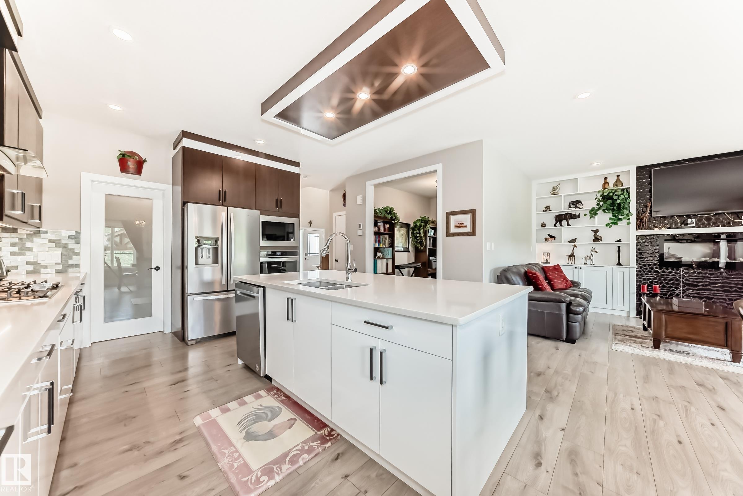 Photo 6 at 3895 Robins Crescent NW, Starling, Edmonton