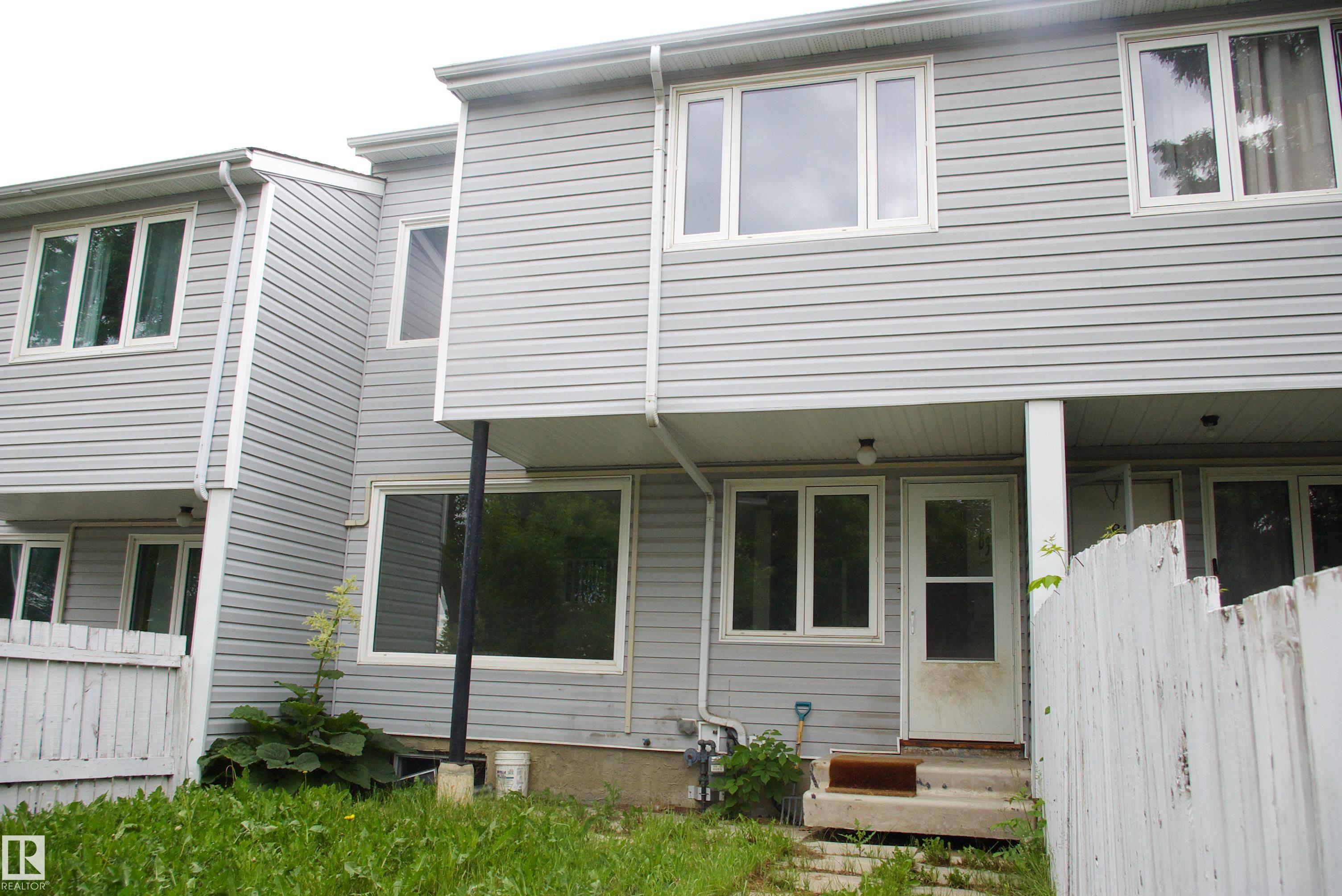 83 Amberly crest NW, Casselman, Edmonton