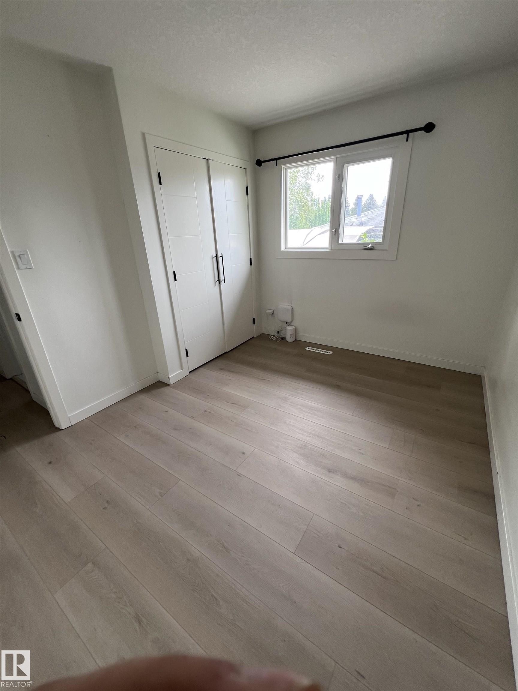 Photo 15 at 11911 133 Avenue NW, Kensington, Edmonton