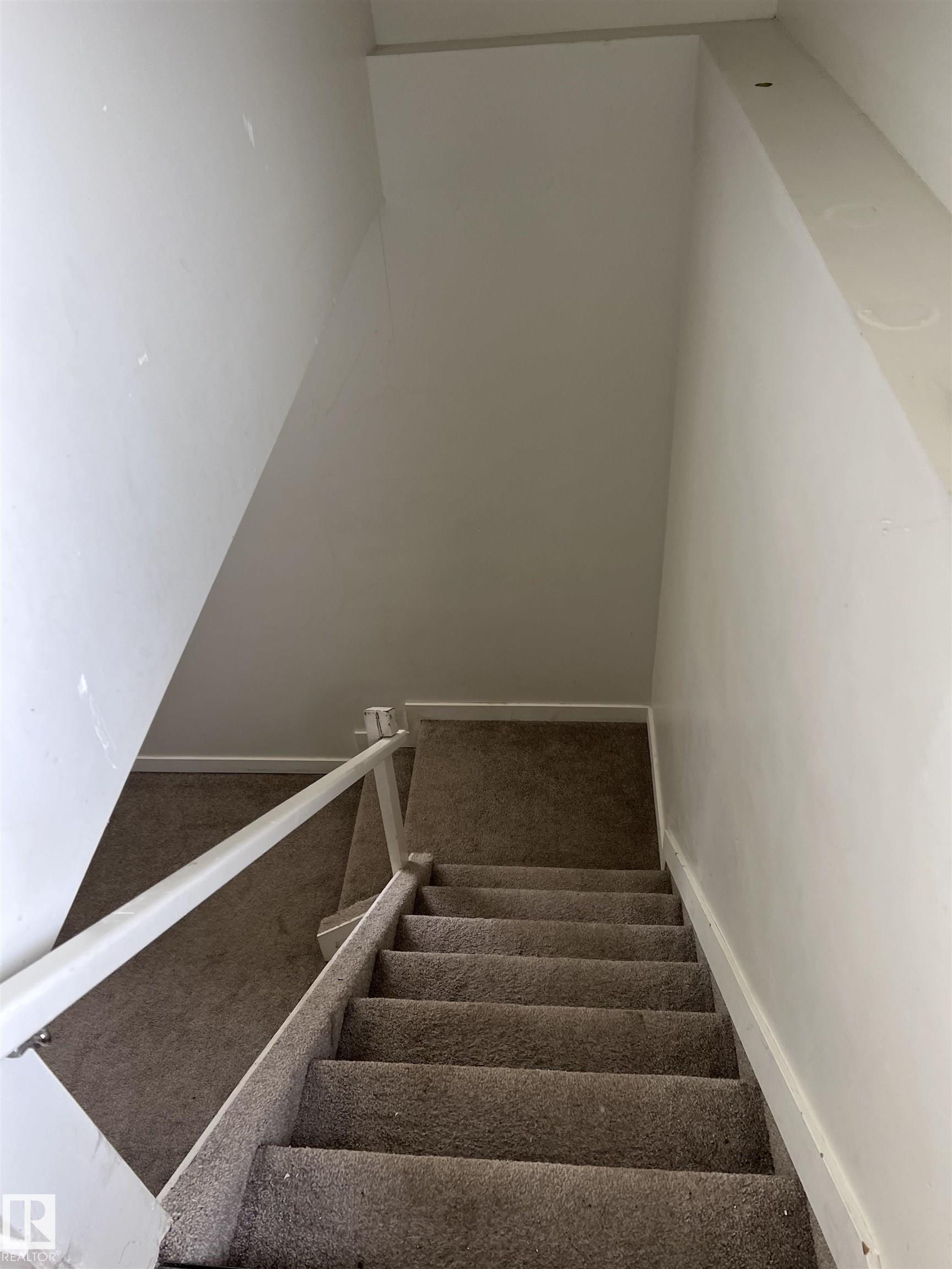 Photo 18 at 11911 133 Avenue NW, Kensington, Edmonton